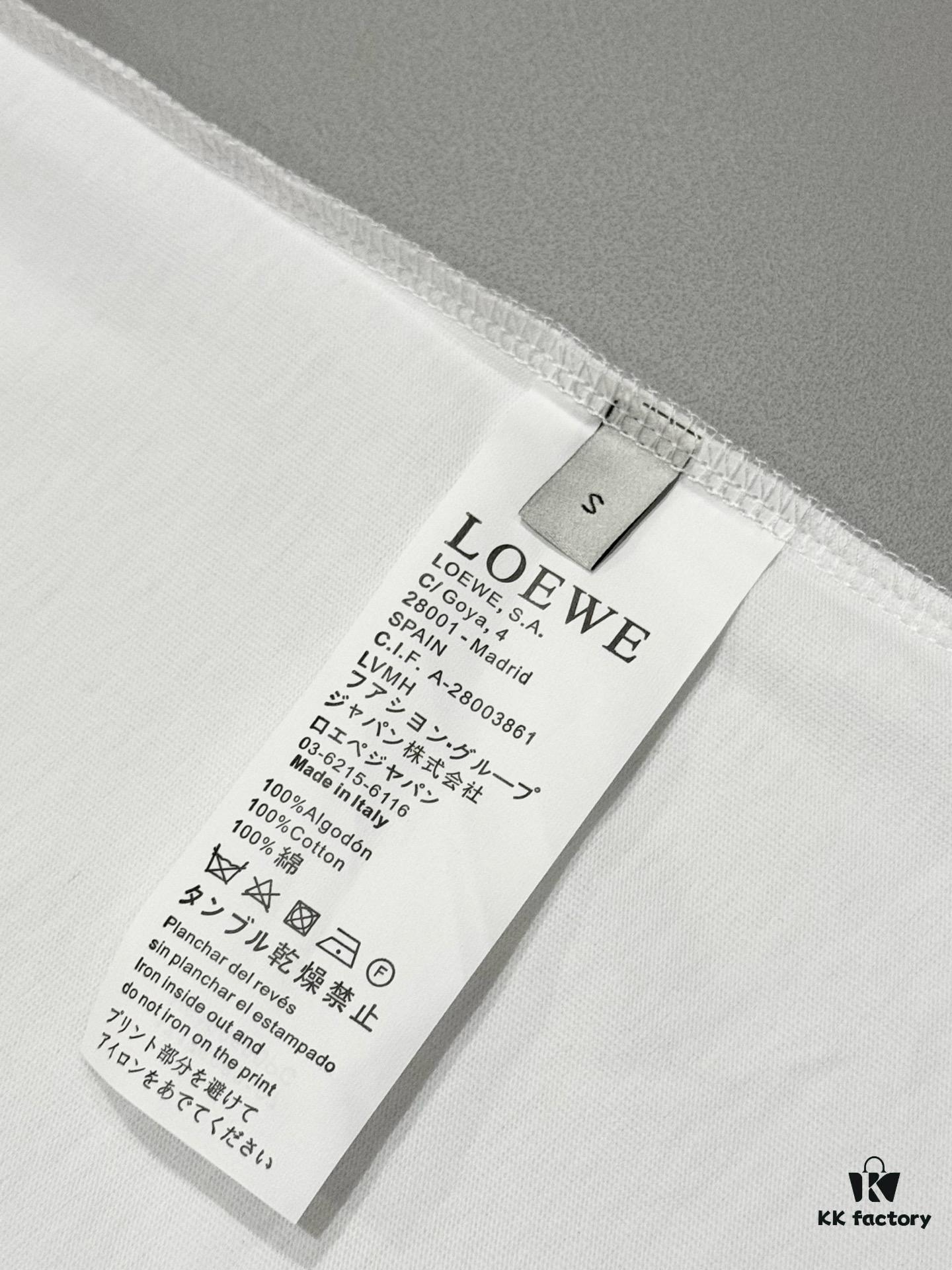 6931a0d2ccd8ab3d7af94b58 High-Quality Loewe 25SS Spring/Summer New Embroidered Logo Crew Neck Short Sleeve T-Shirt, Original Fabric, Celebrity-Inspired Design with Premium Spray-Painted 3D Embroidery, Front and Back Prints, 32-Single 280g Combed Pure Cotton Material, Extremely Comfortable Feel, Stylish Unisex Tee, Three Labels Complete, Not Ordinary Market Version