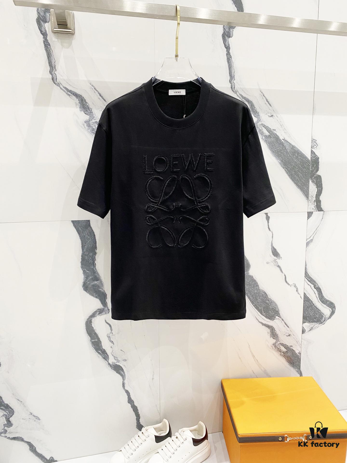 6931a0d3ccd8ab3d7af94b78 LOEWE 320g Crew Neck Short Sleeve T-Shirt, Solid Color with Embroidered Logo on Chest