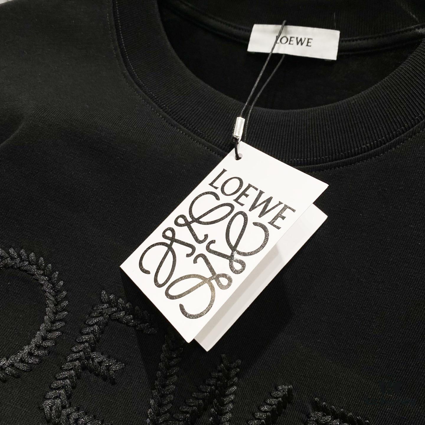 6931a0d4ccd8ab3d7af94b7e LOEWE 320g Crew Neck Short Sleeve T-Shirt, Solid Color with Embroidered Logo on Chest