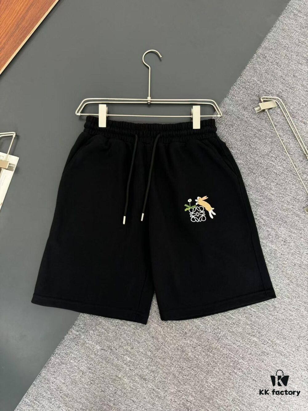 6931a0d4ccd8ab3d7af94b81 LOEWE Lightweight 400g Heavyweight Cotton Loose Embroidered Logo Shorts