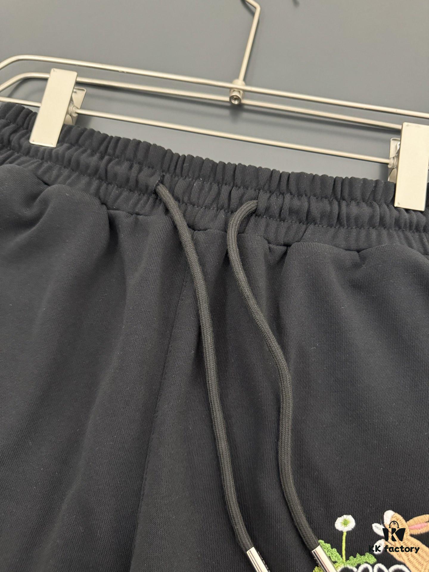6931a0d4ccd8ab3d7af94b86 LOEWE Lightweight 400g Heavyweight Cotton Loose Embroidered Logo Shorts