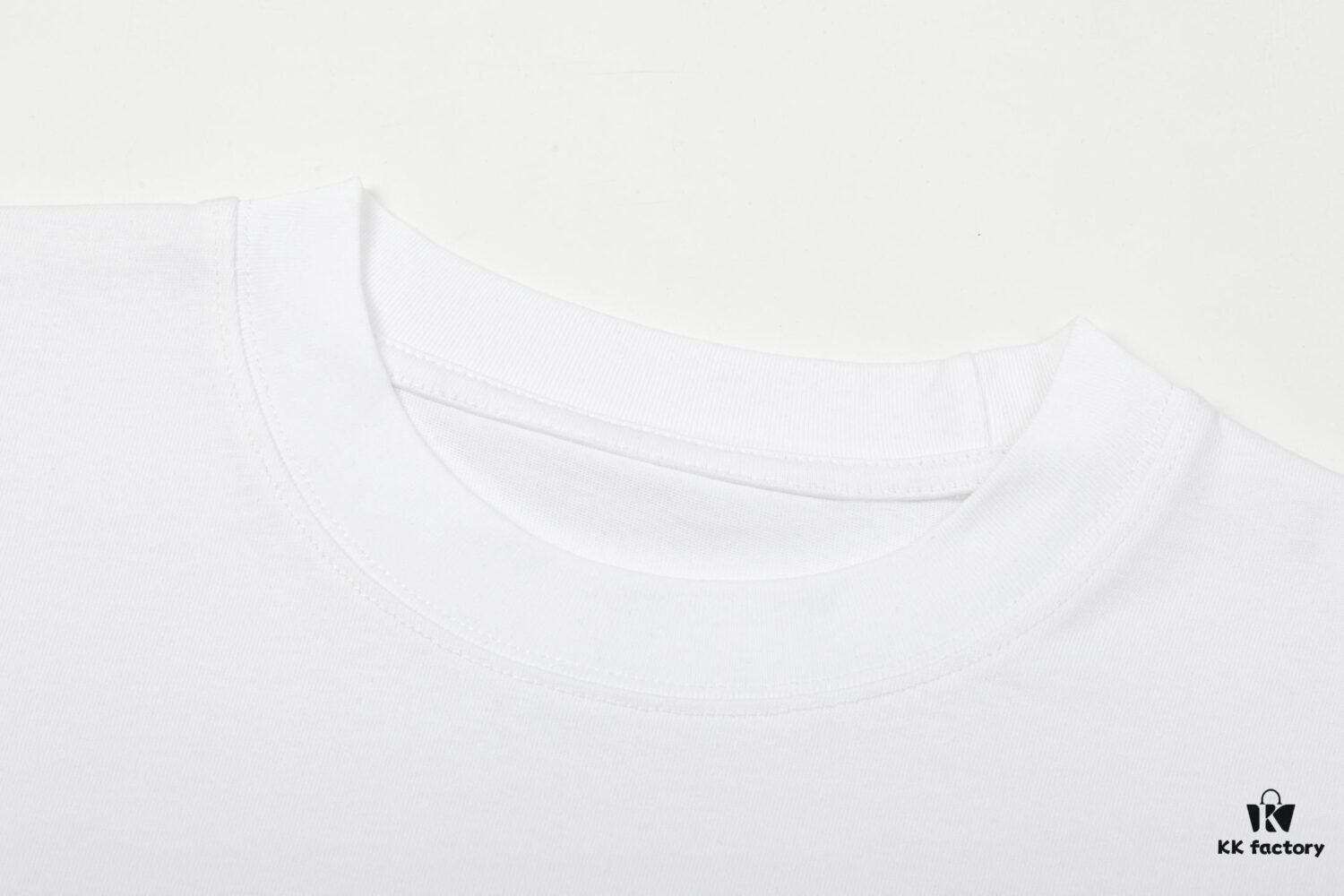 6931a0d5ccd8ab3d7af94b92 LOEWE* Loewe * Loose Fit Printed Logo Design Spring-Summer New Round Neck Fashion Short Sleeve T-Shirt, Comfortable and Stylish Unisex Wear