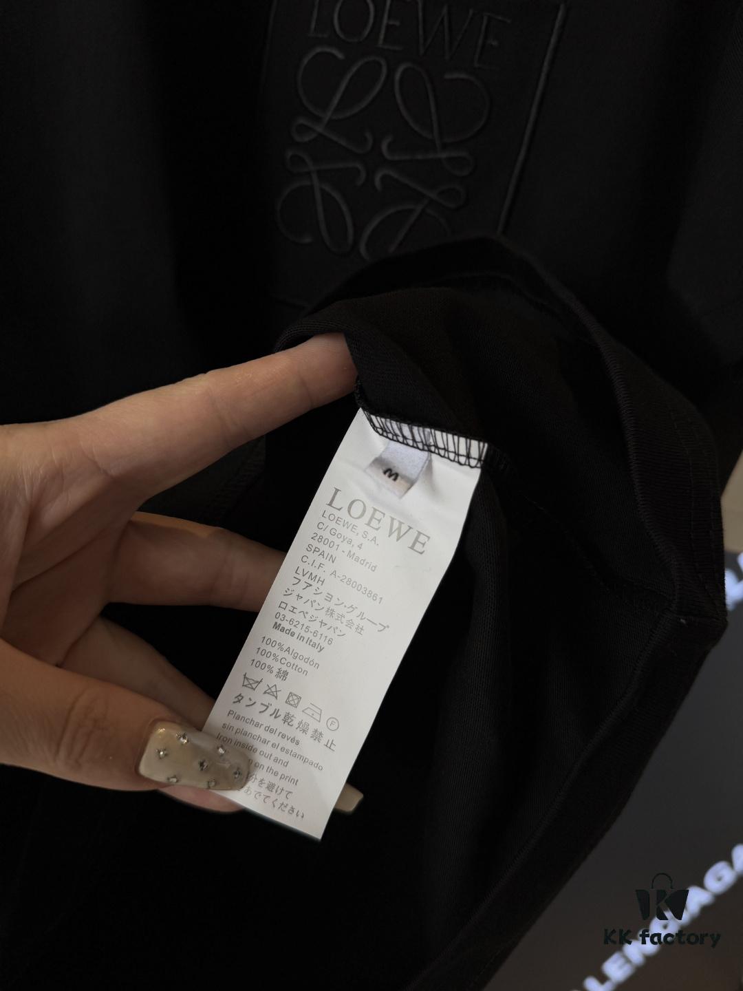 6931a0d6ccd8ab3d7af94bb0 LOEWE x Spirited Away Collaboration Flame Embroidered Doll Washed Cotton T-Shirt