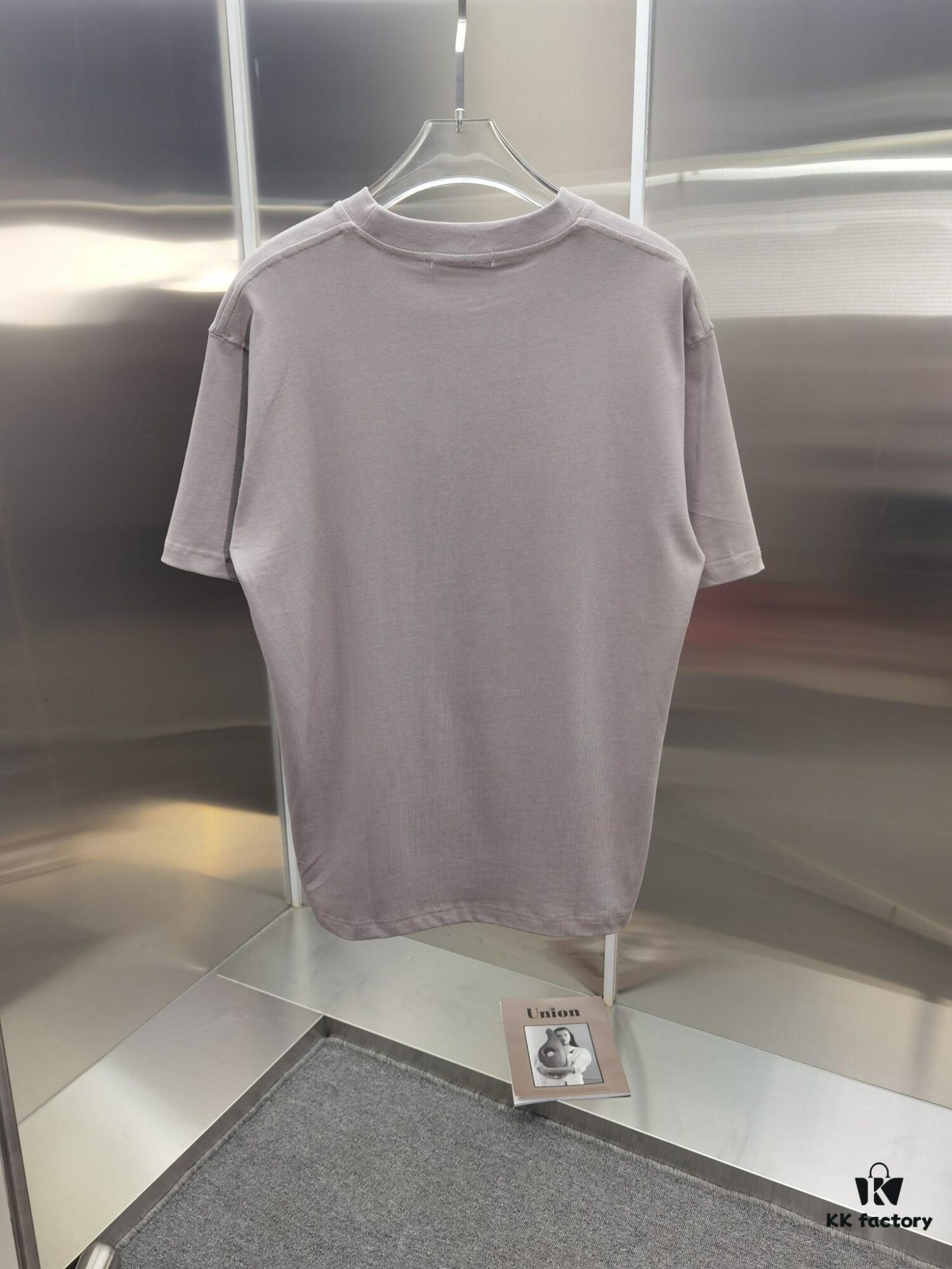 6931a0d7ccd8ab3d7af94bbd Loewe Embroidered Short Sleeve T-Shirt (Top Quality Version, Different from Standard Stock)