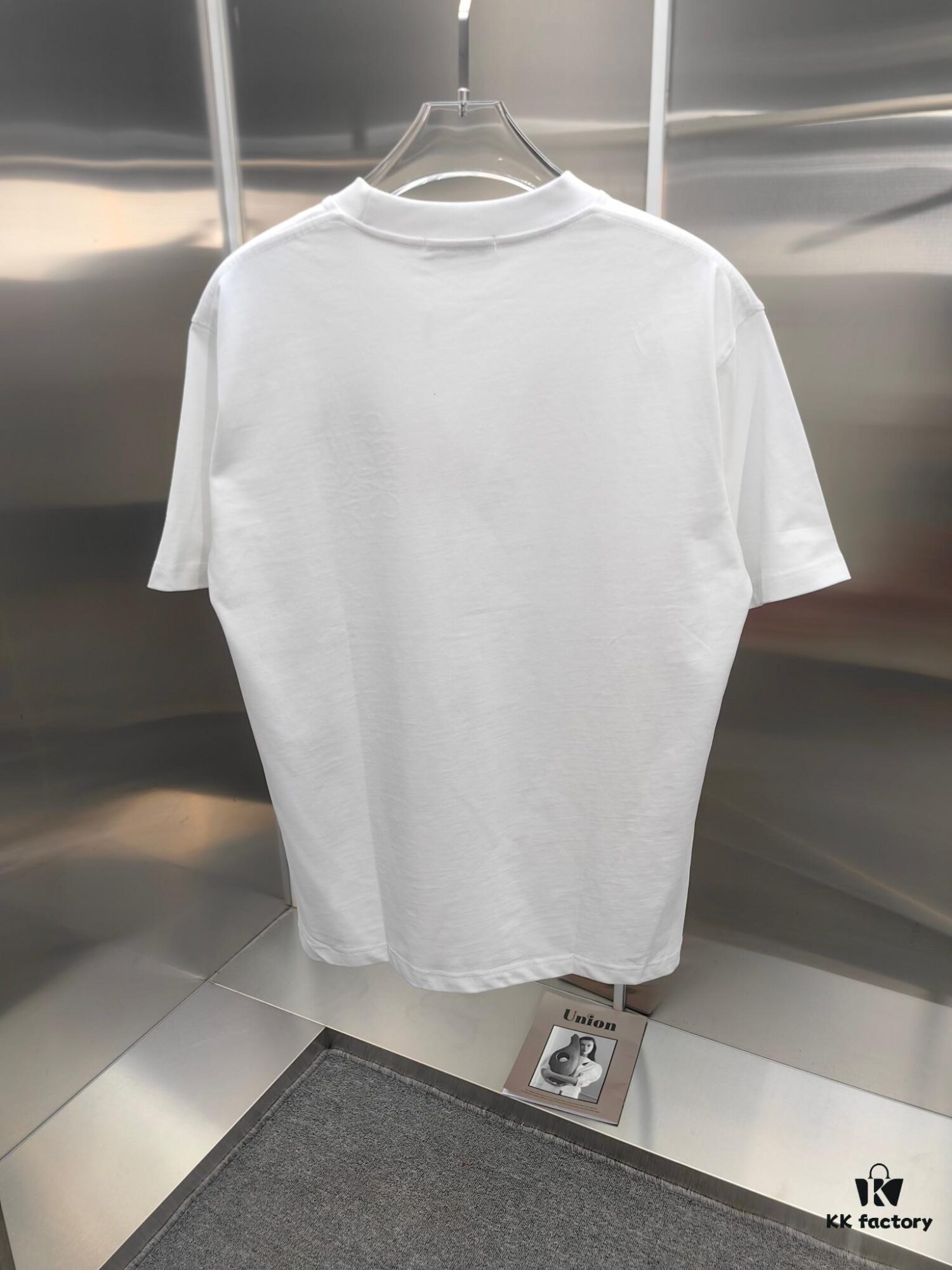 6931a0d9ccd8ab3d7af94be7 Loewe Embroidered Short Sleeve T-Shirt (Top Quality Version, Distinct from Standard)