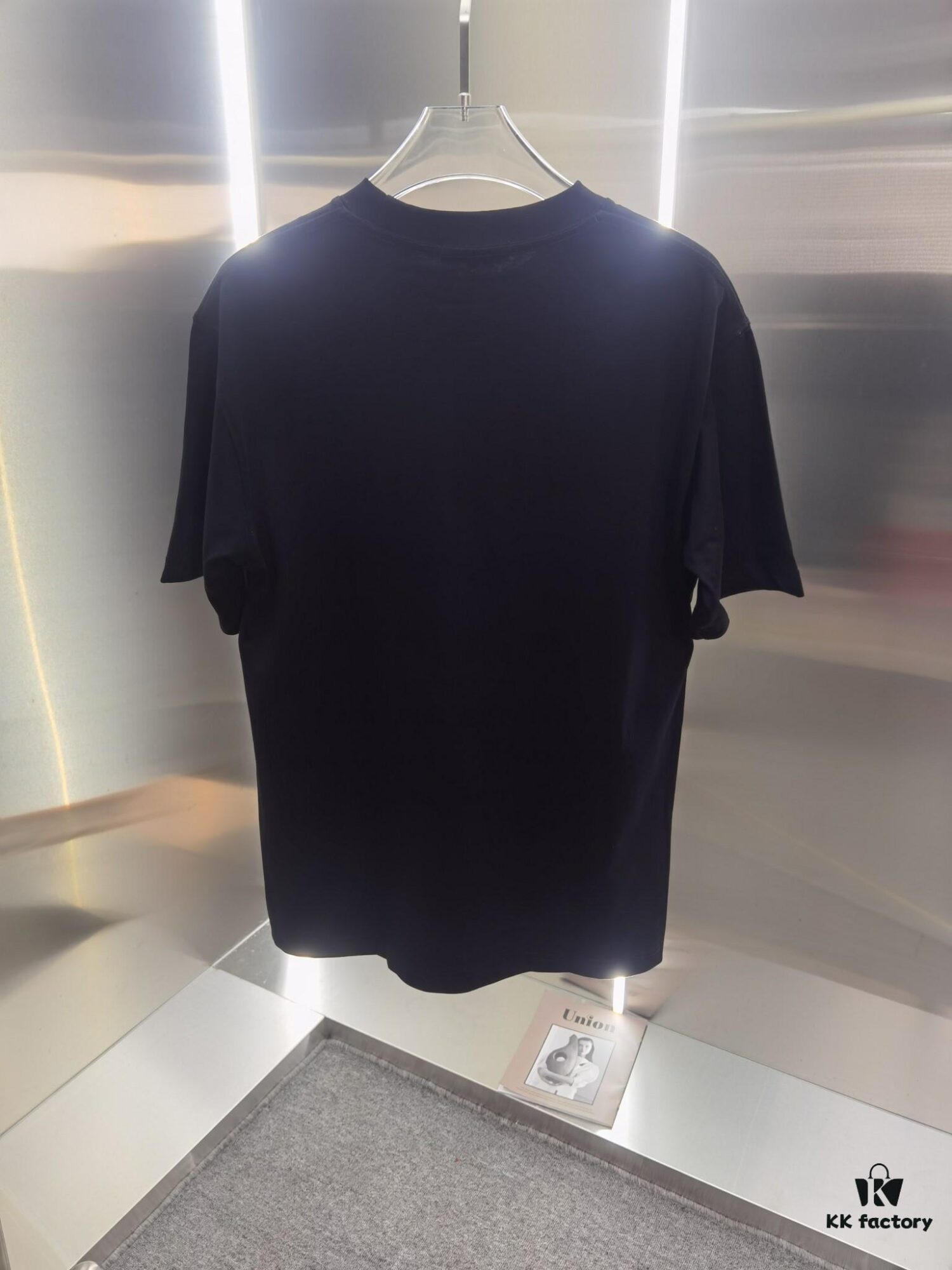 6931a0daccd8ab3d7af94bff Loewe Embroidered Short Sleeve T-Shirt (Top Quality Version, Different from Standard Stock)