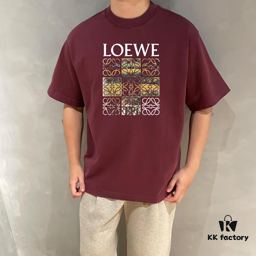 6931a0dcccd8ab3d7af94c1a LOE Loewe 25SS Master-Designed Brand New Printed Round-Neck Short-Sleeve T-Shirt, Spring and Summer Latest Collection, OS Drop-Shoulder Fit, 300g Full Cotton, Stylish and Unique, Extremely Versatile and Attractive, Suitable for Both Men and Women, Must-Have Item, Complete with Hang Tag, Neck Label, and Wash Label