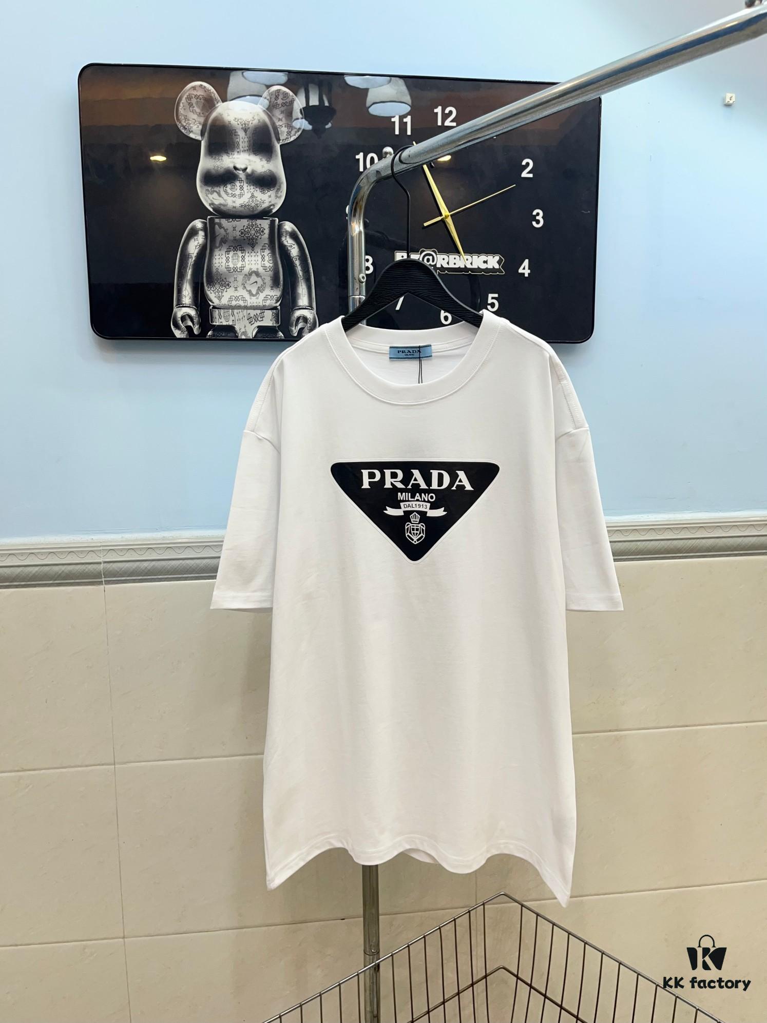 PRADA Logo Triangle Classic Print Short Sleeve T-Shirt Model 108