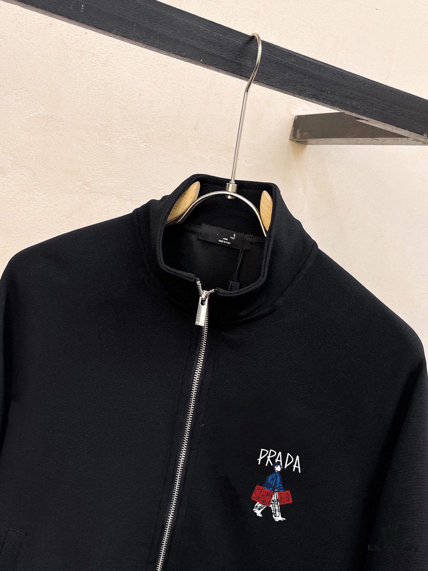 6931a0ebccd8ab3d7af94c98 PRADA (Blessing for the Plus-Size) New Arrival 2025 Hooded Cardigan Set – Premium Authentic Design, Made with 100% Natural High-Quality Roman Cotton, Exquisite Hardware, Elegant and Comfortable Fit