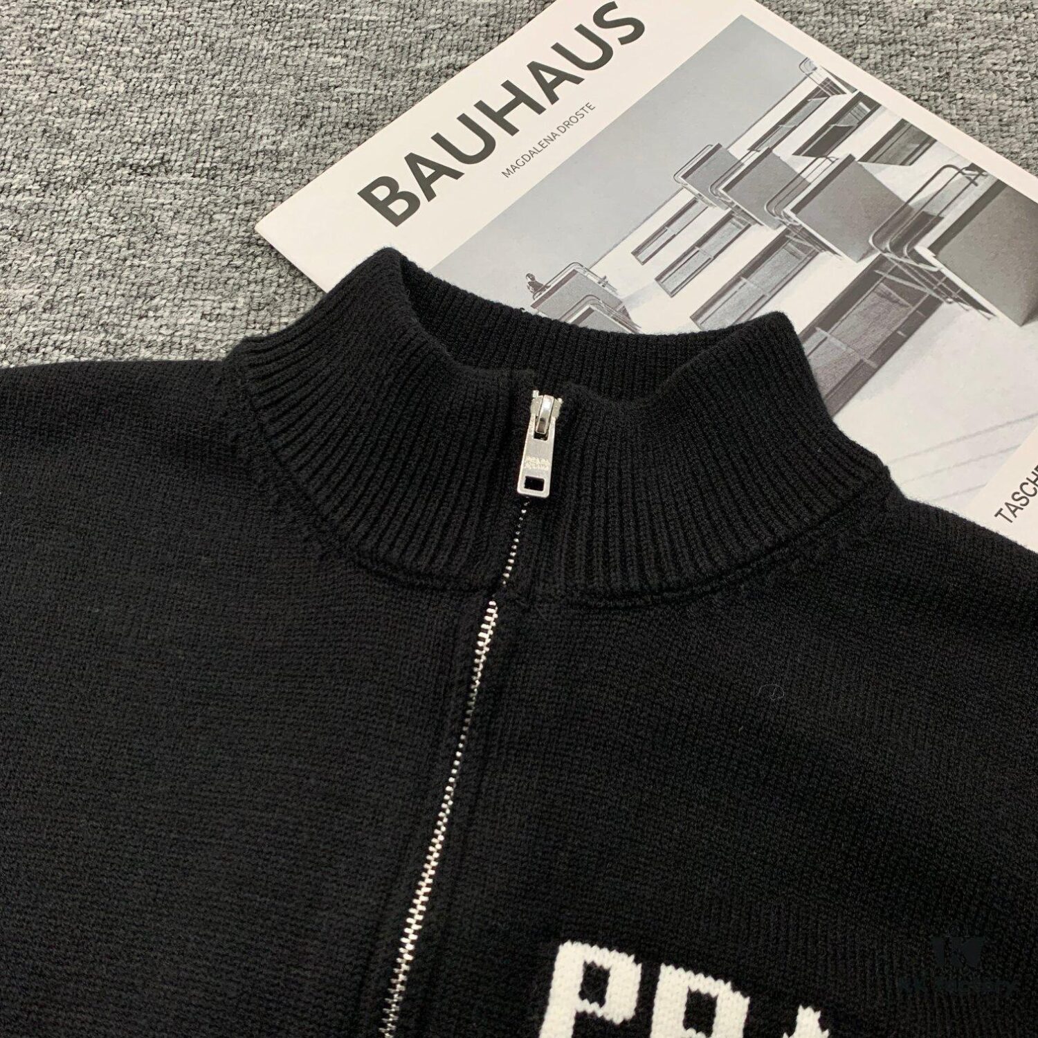 6931a0eeccd8ab3d7af94ce1 New Prada 23FW Fall/Winter Fashion Show Stand Collar Zipper Knit Cardigan Sweater