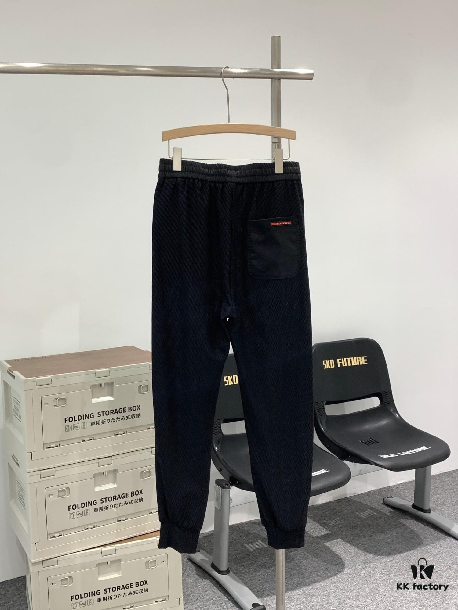 6931a0f0ccd8ab3d7af94cfa New PRADA 23SS Men's and Women's Casual Pants, Breathable Quick-Dry Long Trousers, Lightweight Ice-Silk Style Summer Pants