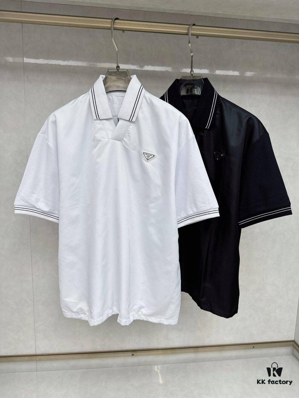 6931a0f4ccd8ab3d7af94d4e Prada Top Quality Original Single Double-Breasted Lapel Shirt