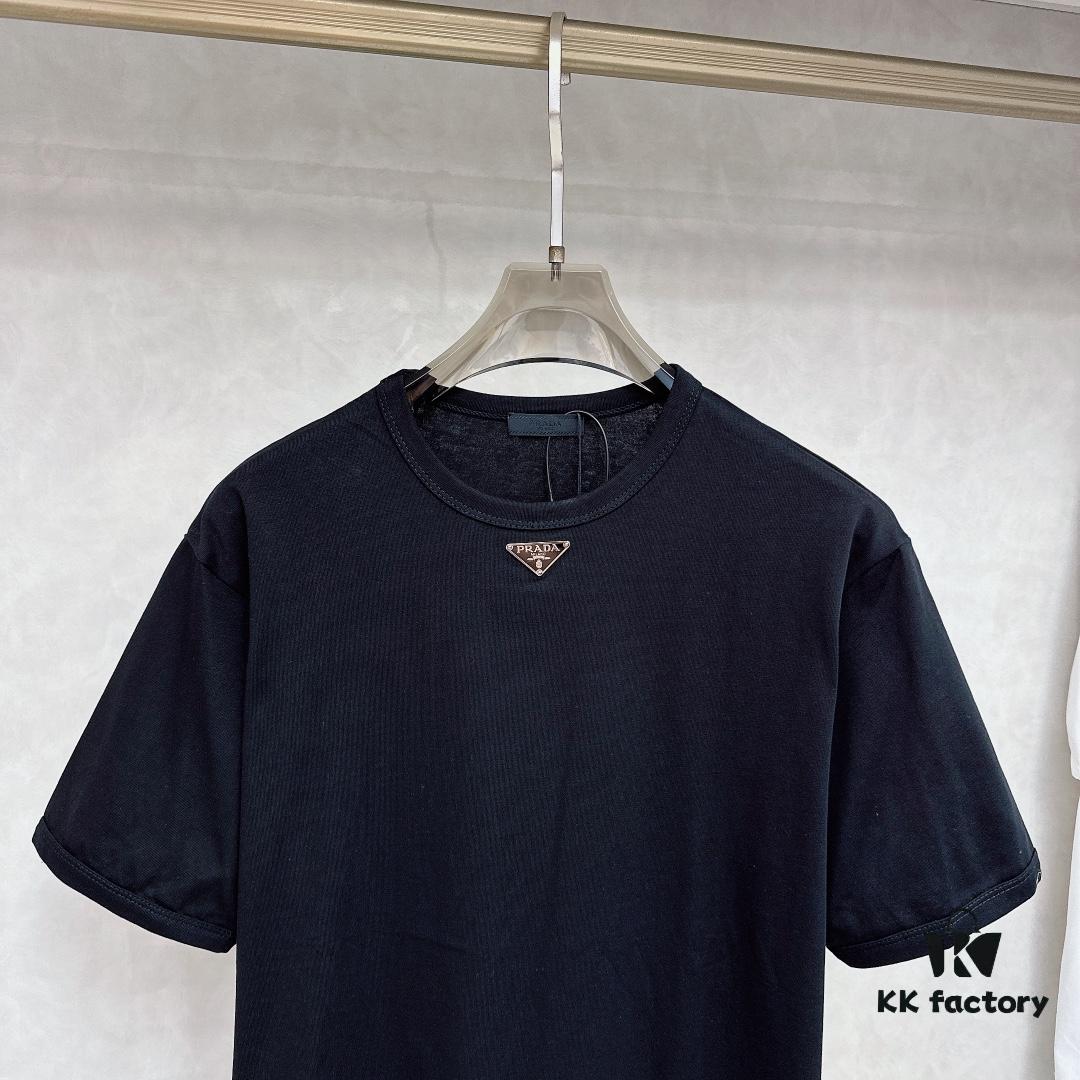 6931a0f5ccd8ab3d7af94d6b PRADA Triangle Logo Short Sleeve T-Shirt