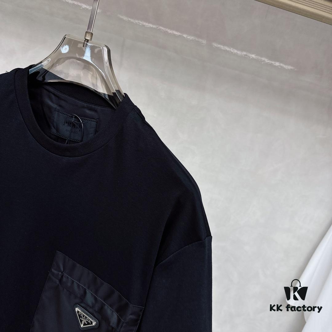 6931a0f9ccd8ab3d7af94db4 Prada Prada Short Sleeve with Front Zipper Pocket