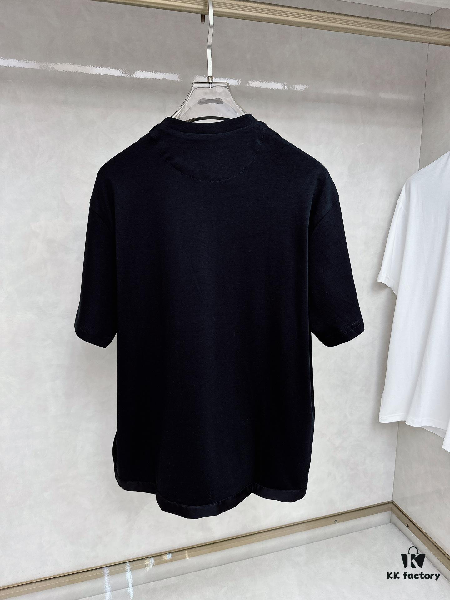6931a0f9ccd8ab3d7af94db8 Prada Prada Short Sleeve with Front Zipper Pocket