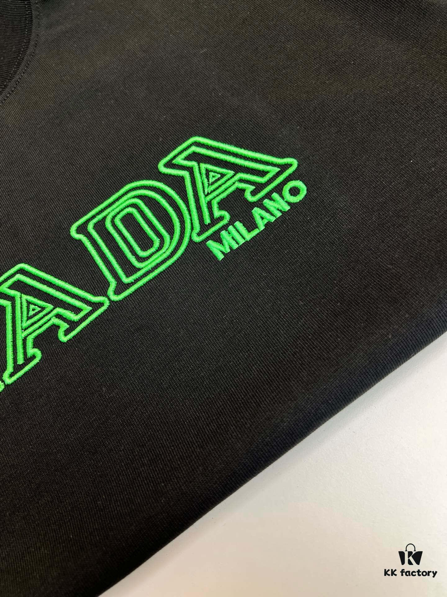 6931a0fbccd8ab3d7af94ddb High-Quality PRA 25SS Screen-Printed Classic Color T-Shirt – Fresh and Energetic Youth Style! Featuring the New Season's Bear Series with Premium Heat Printing Technology, Strong 3D Color Transition, and 280g Pure Cotton Fabric for Superior Softness and Comfort. Perfect for Spring and Summer, Easily Paired with Jeans, Chinos, or Shorts.