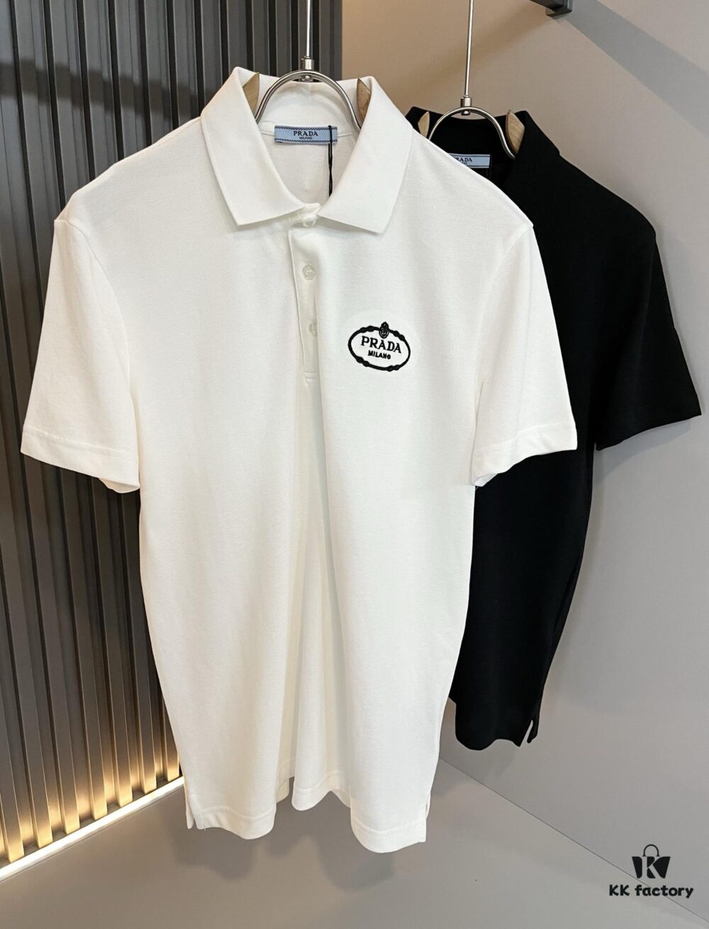 Prad* P*da 2025 Spring and Summer New Arrival Classic Short-Sleeve Polo Shirt Made from 100% Imported Premium Piqué Cotton with Embroidered Chest Logo