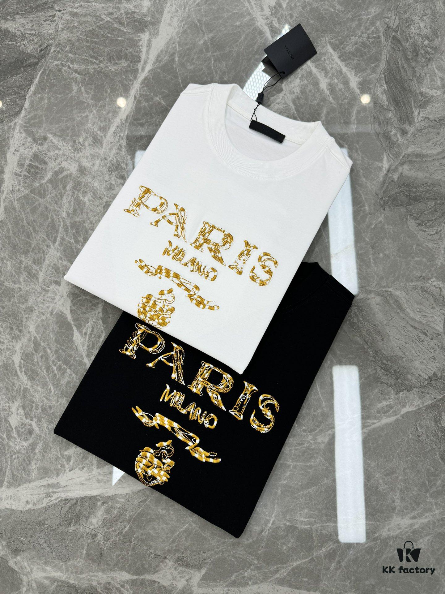 6931a102ccd8ab3d7af94e64 Prada New Arrival 2025 T-Shirt, Unisex Design, Premium Heavy Embroidery with Alphabetic Pattern, 280g High-Quality Soft Cotton, Loose Fit, Ideal for Everyday Wear