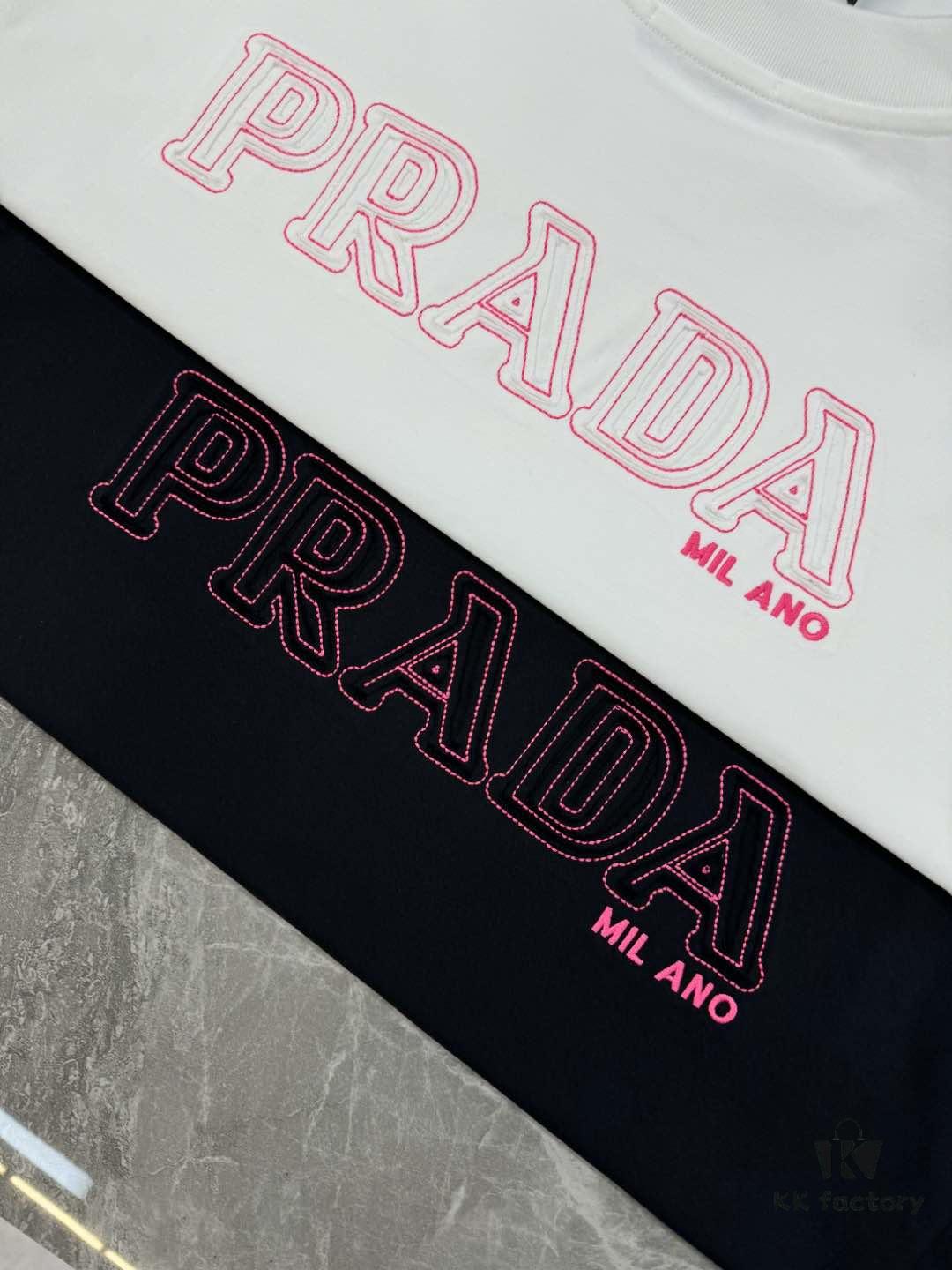 6931a103ccd8ab3d7af94e7f PRAD* Prada 25s New Arrival Unisex T-Shirt with Embroidered Back Logo, Contrast Pink Design, Triangle Metal Badge on Chest, 280g Pure Cotton Fabric, Classic Brand Lettering, High-Fashion Streetwear