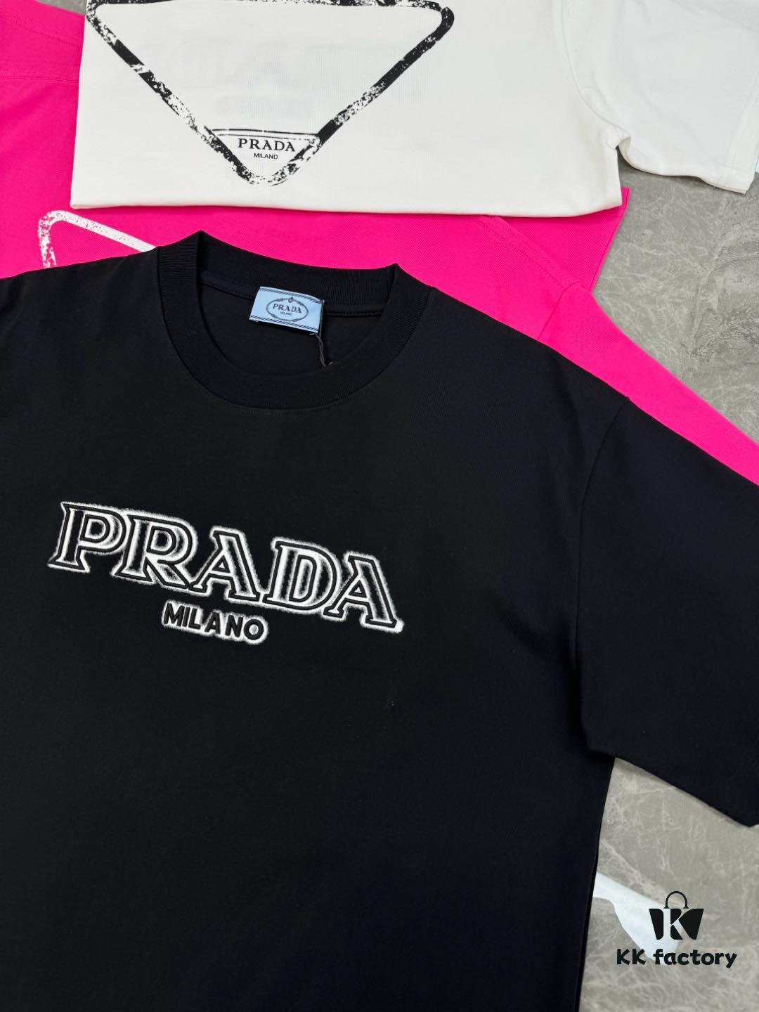 6931a104ccd8ab3d7af94e8c PRAD* Prada 25s New Arrival T-Shirt, Unisex Design, Innovative Embroidered and Heat-Transfer Graphic with Double-Layer Craft, Full-Dimensional Texture, Iconic Brand Lettering Front and Inverted Triangle Logo Back, Striking LOGO Visual Impact, 280g Pure Cotton Fabric, Soft and Comfortable, Extremely Stylish, Triple Tags Attached