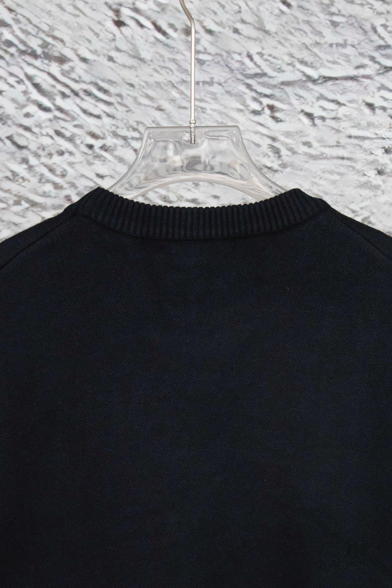 6931a10dccd8ab3d7af94f21 PRADA/Prada 22SS Triangle Logo Pocket Knit Long-Sleeve Sweater