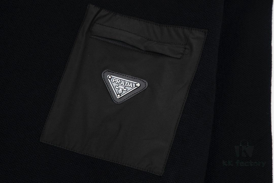 6931a10dccd8ab3d7af94f29 PRADA/Prada 22SS Triangular Logo Pocket Knitted Long-Sleeve Sweater