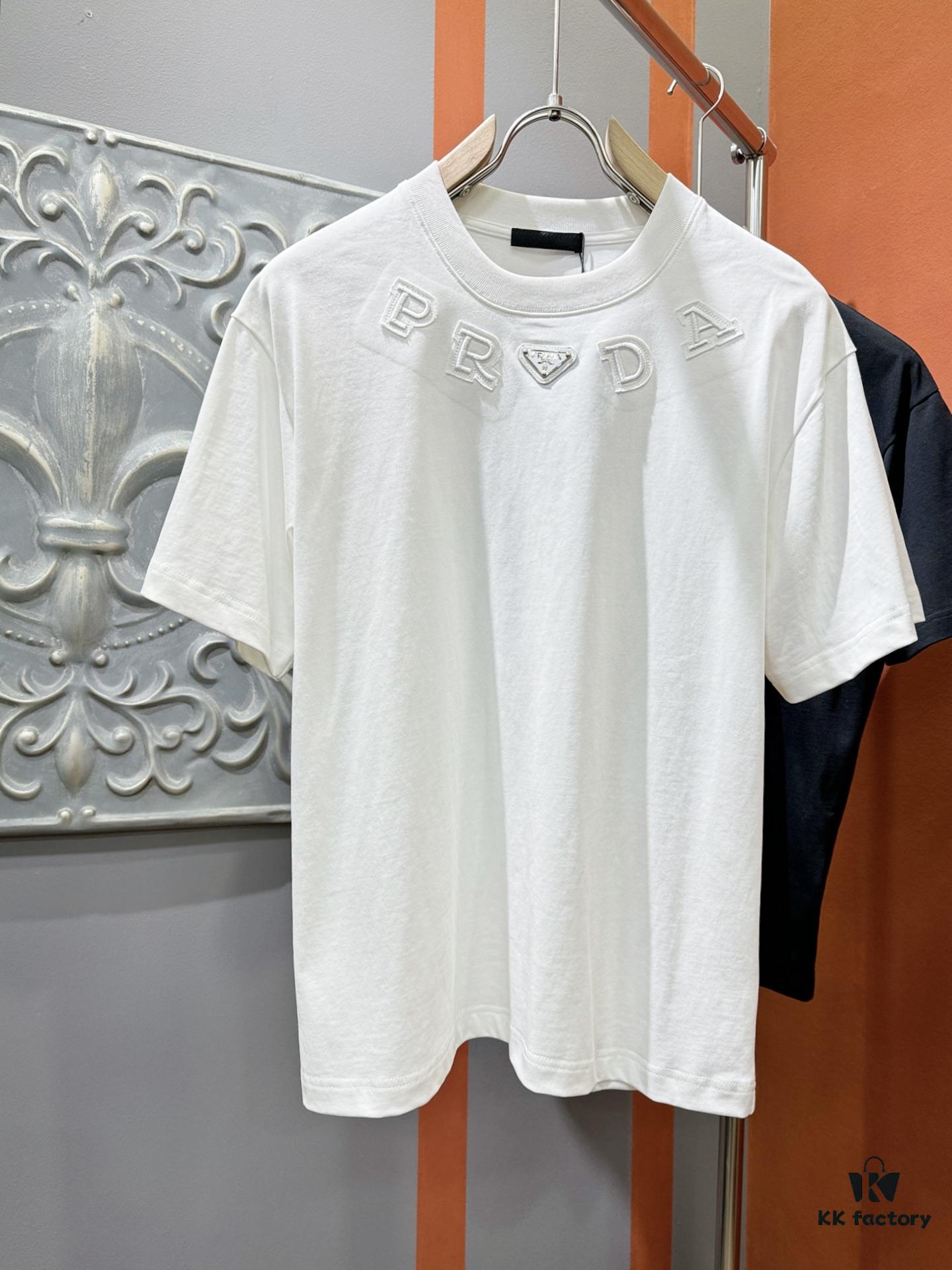 6931a113ccd8ab3d7af94f9e PRADA 2025 Spring/Summer New Short Sleeve T-Shirt! Runway Design Fashion Casual Tee with Signature Logo – Soft 100% Cotton, Unisex Loose Fit