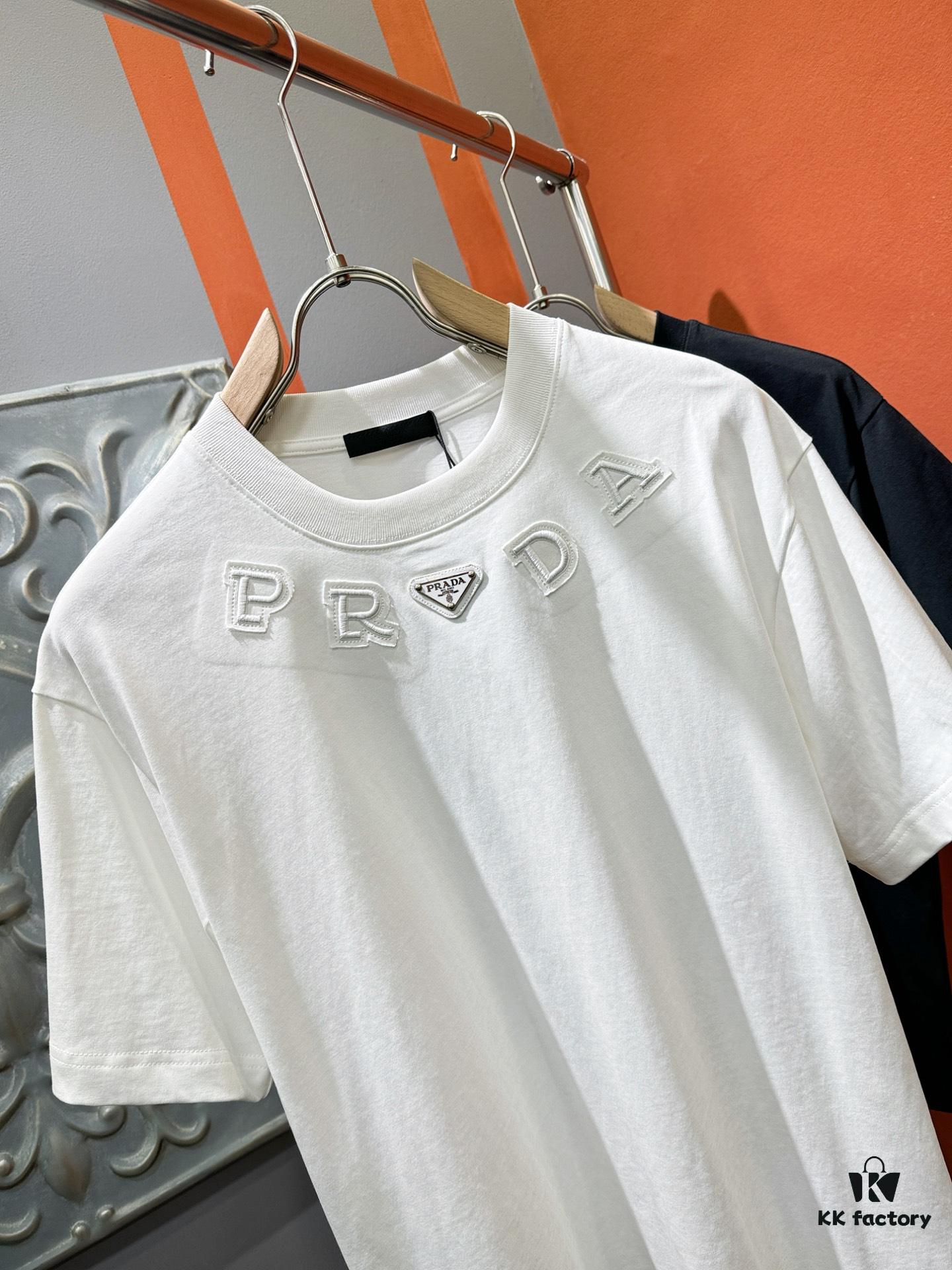 6931a113ccd8ab3d7af94f9f PRADA 2025 Spring/Summer New Short Sleeve T-Shirt! Runway Design Fashion Casual Tee with Signature Logo – Soft 100% Cotton, Unisex Loose Fit