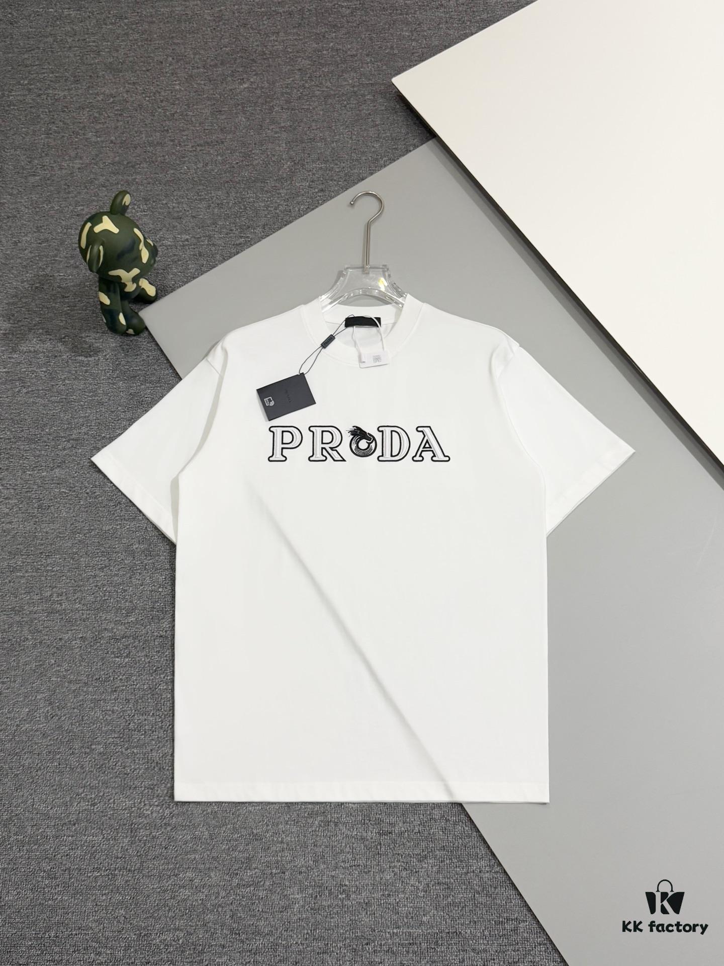 6931a116ccd8ab3d7af94fd4 Prada High-Version SS25 Spring/Summer Collection, In-Store Exclusive, Channel Luxury Item, Embroidered Logo Relief Series, Slightly Oversized Round-Neck Short-Sleeve T-Shirt