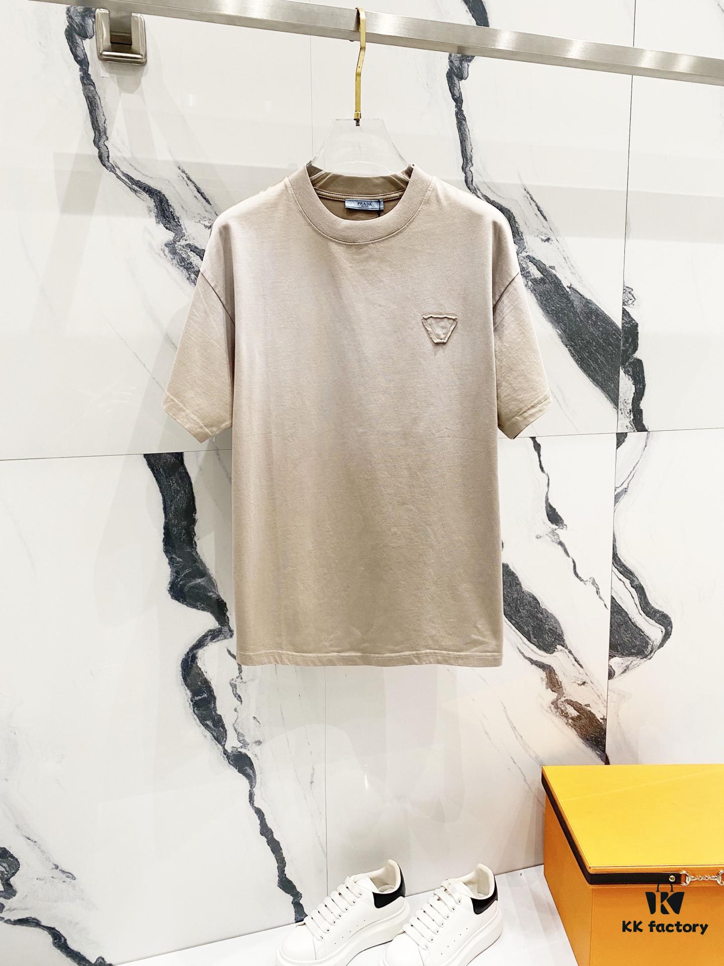 6931a118ccd8ab3d7af94fef PRADA/Prada 320g Washed Short Sleeve T-Shirt with Minimalist Triangular Logo Embroidery