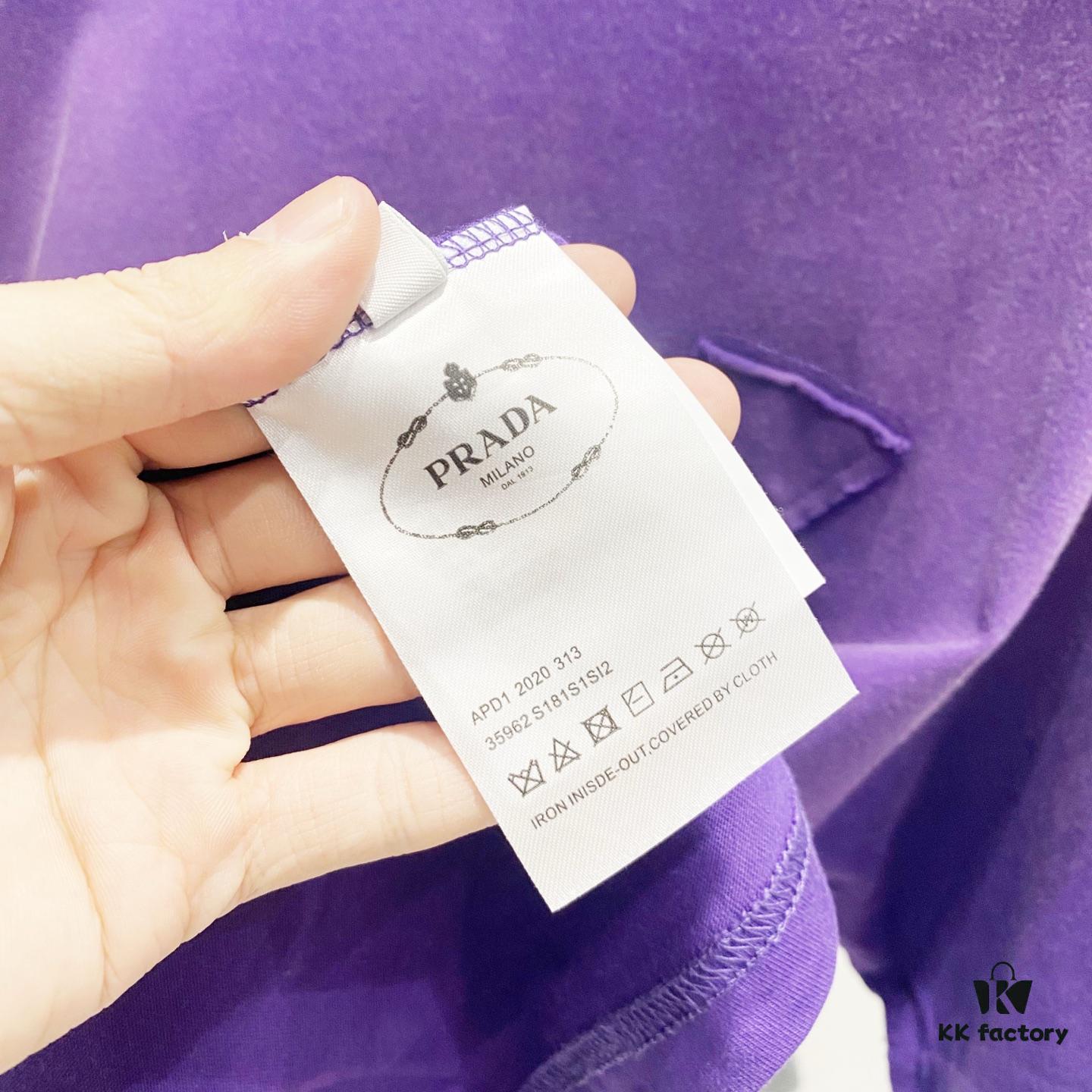 6931a119ccd8ab3d7af95012 PRADA/Prada 320g Washed Short Sleeve T-Shirt with Minimalist Triangular Logo Embroidery