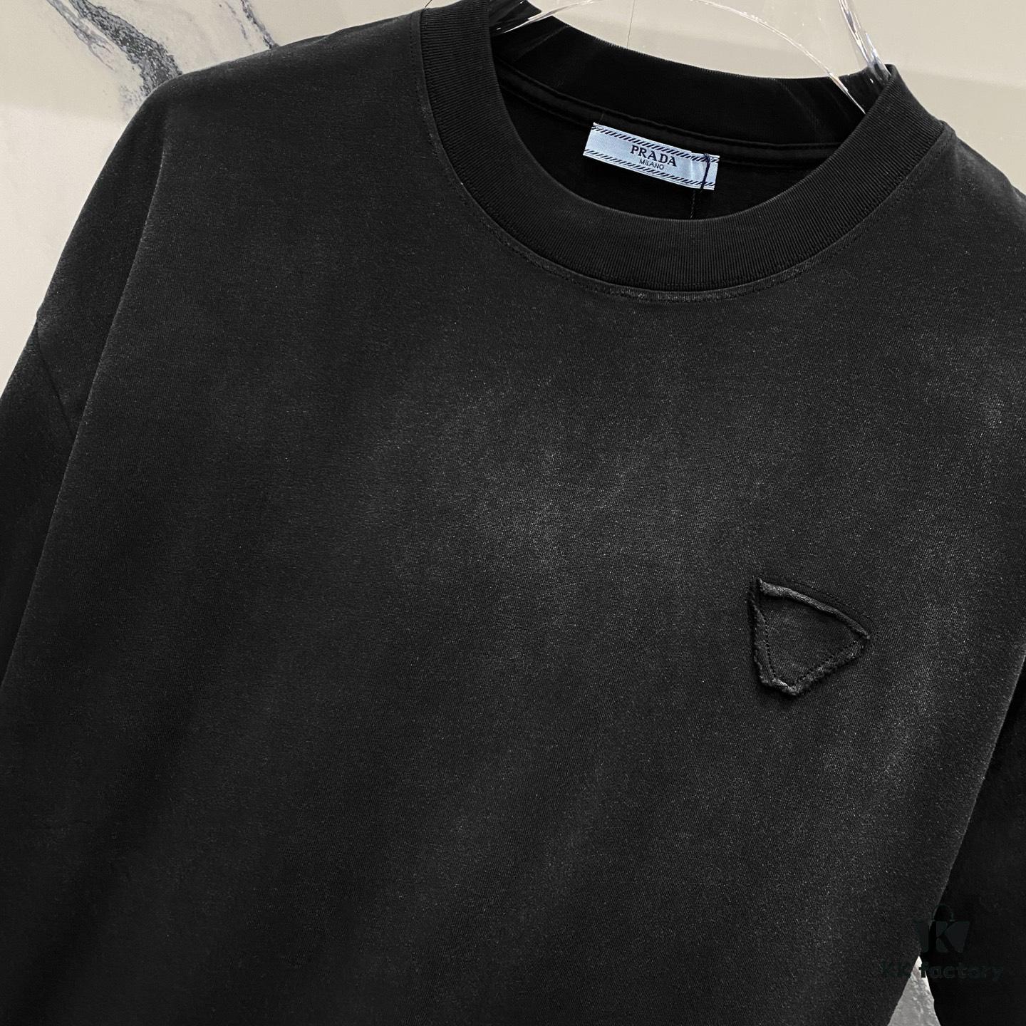 6931a11accd8ab3d7af95021 PRADA/Prada 320g Washed Short Sleeve T-Shirt with Minimalist Triangular Logo Embroidery