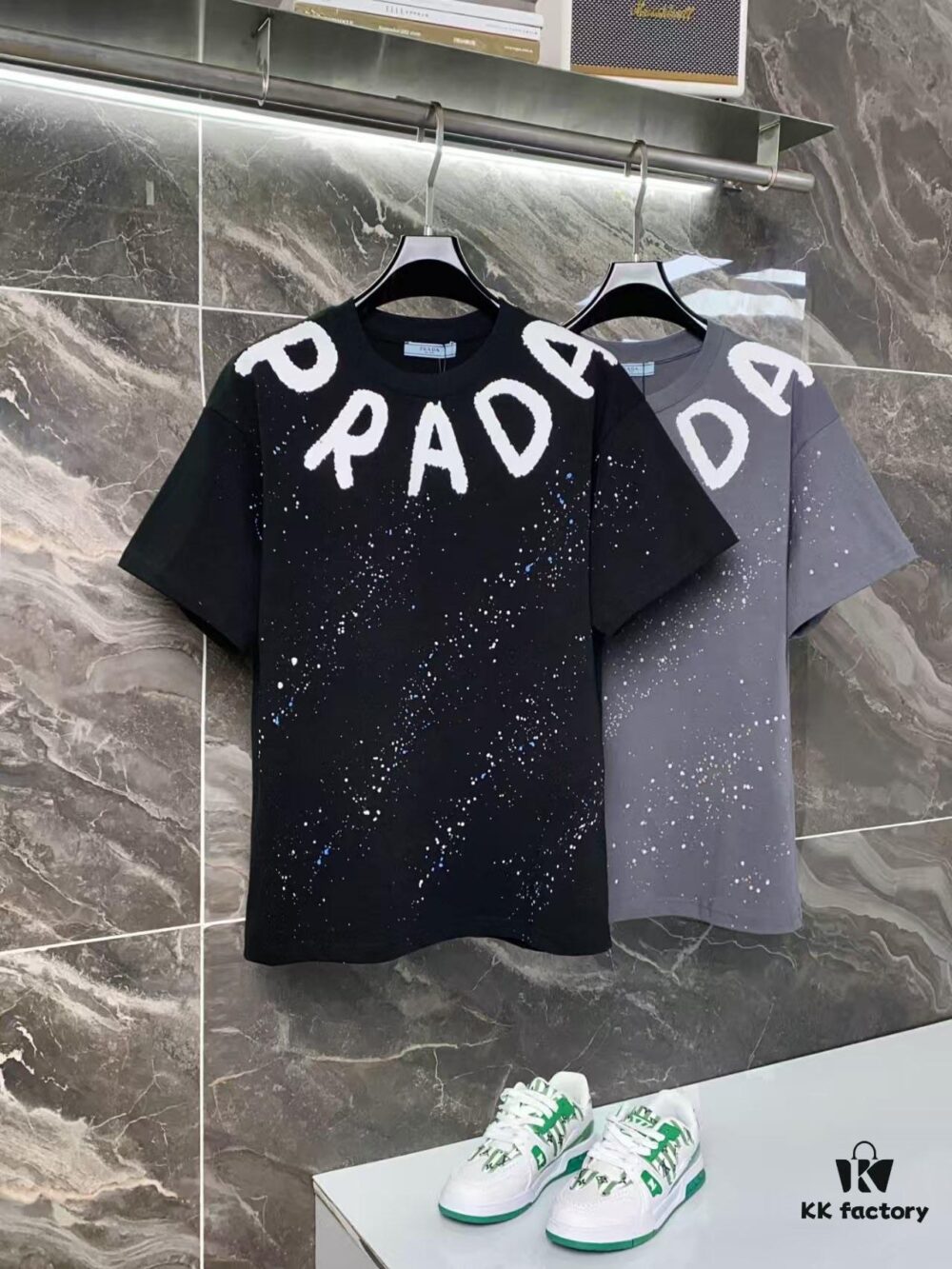 6931a11eccd8ab3d7af95077 25ss PRADA Hand-Painted Logo T-Shirt Inspired by 80s Retro Style