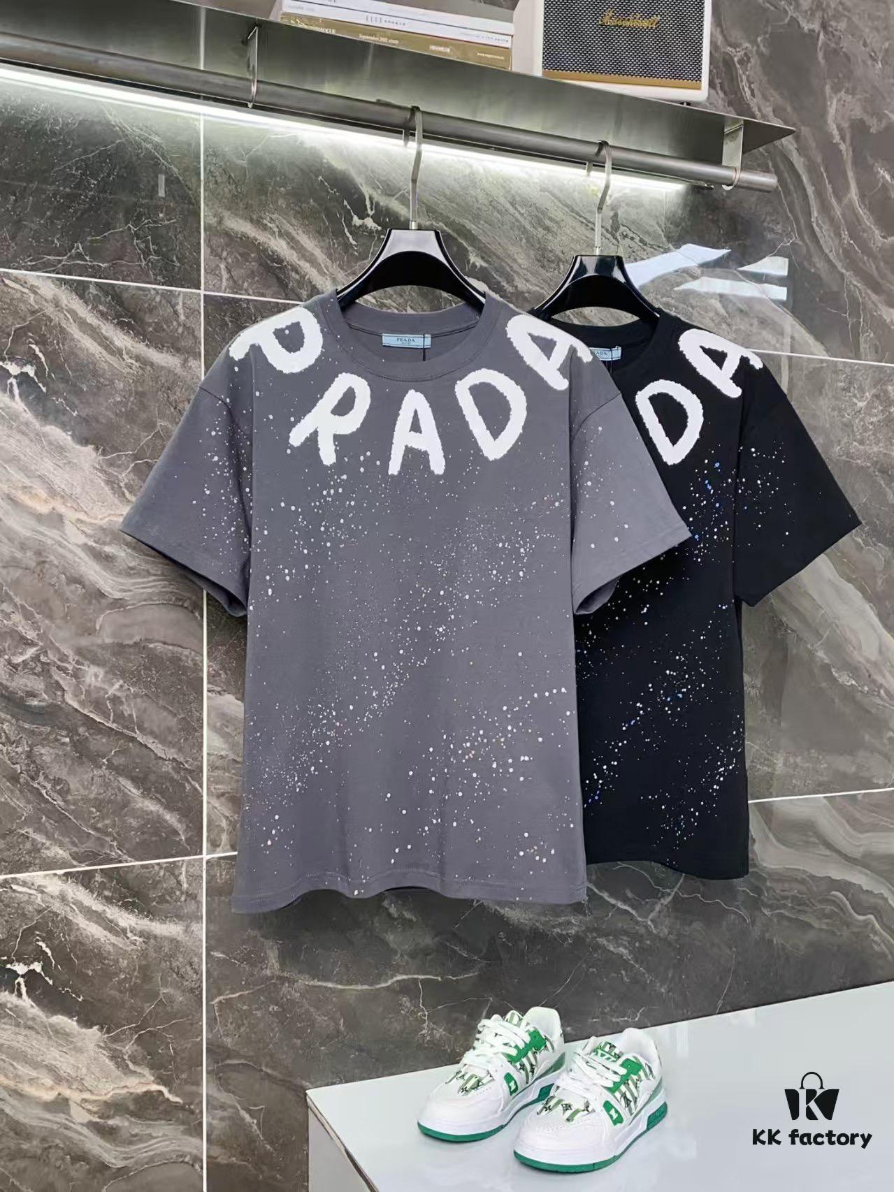 6931a11eccd8ab3d7af95078 25ss PRADA Hand-Painted Logo T-Shirt Inspired by 80s Retro Style