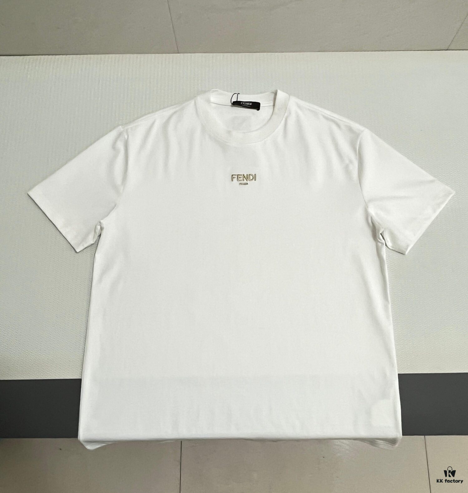 6931a12eccd8ab3d7af951bd FENDI Men's Premium Cotton Short-Sleeve T-Shirt with 3D Embroidery, Spring and Summer New Arrival