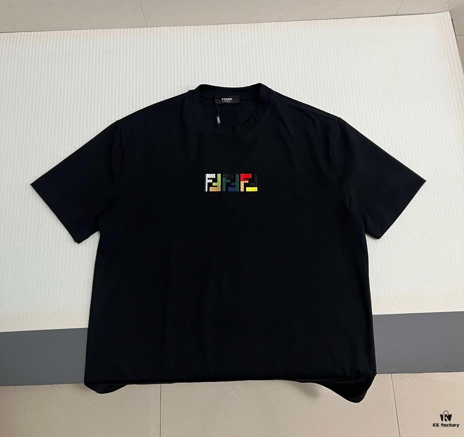 6931a12fccd8ab3d7af951c6 FENDI Men's Premium Cotton Embroidered Casual Short Sleeve T-Shirt, 280g Double-Layer Cotton Fabric, 3D High-End Embroidery, Spring and Summer New Arrival