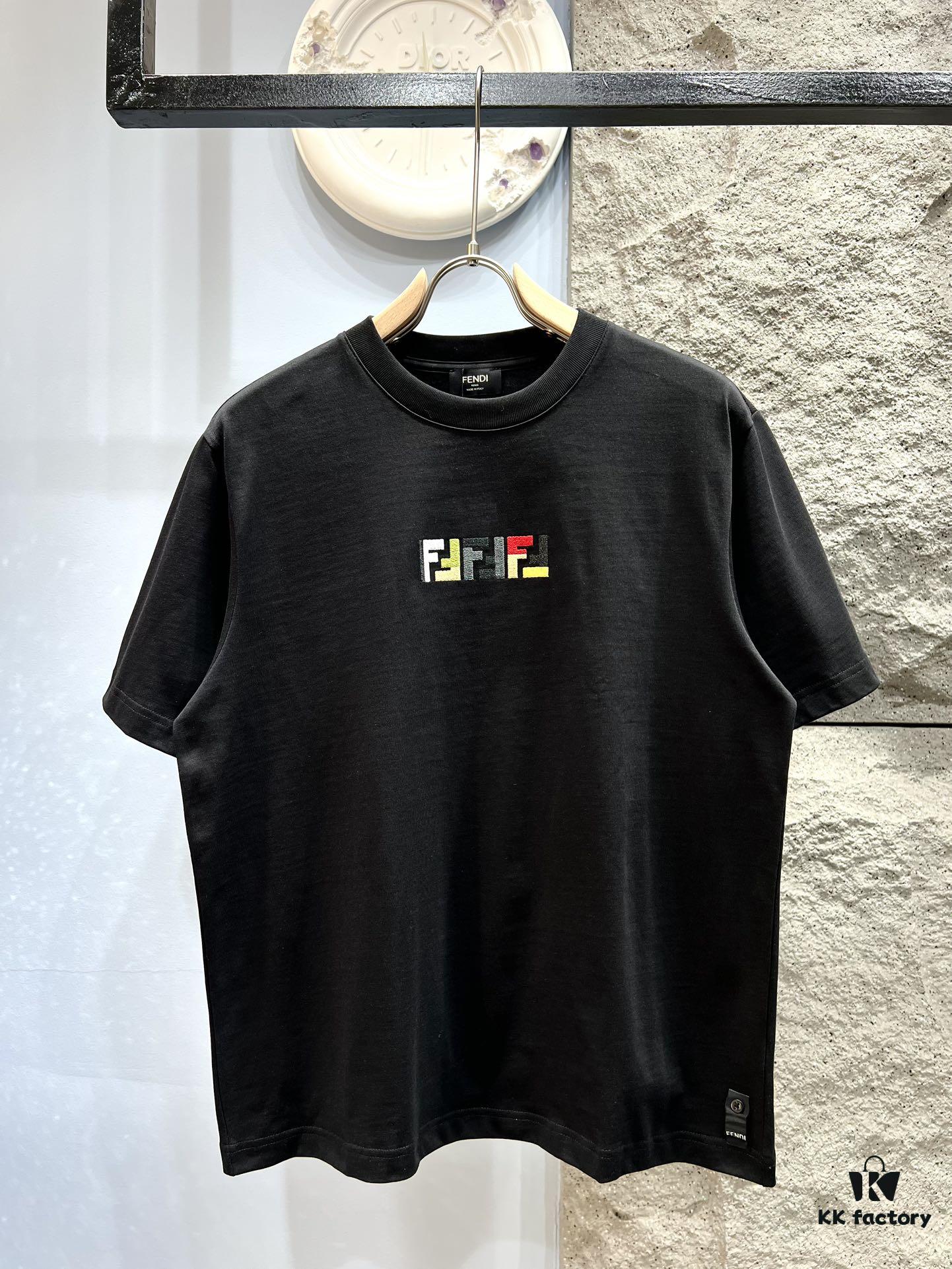 6931a135ccd8ab3d7af95247 FENDI Candy-colored Embroidered Short Sleeve T-Shirt