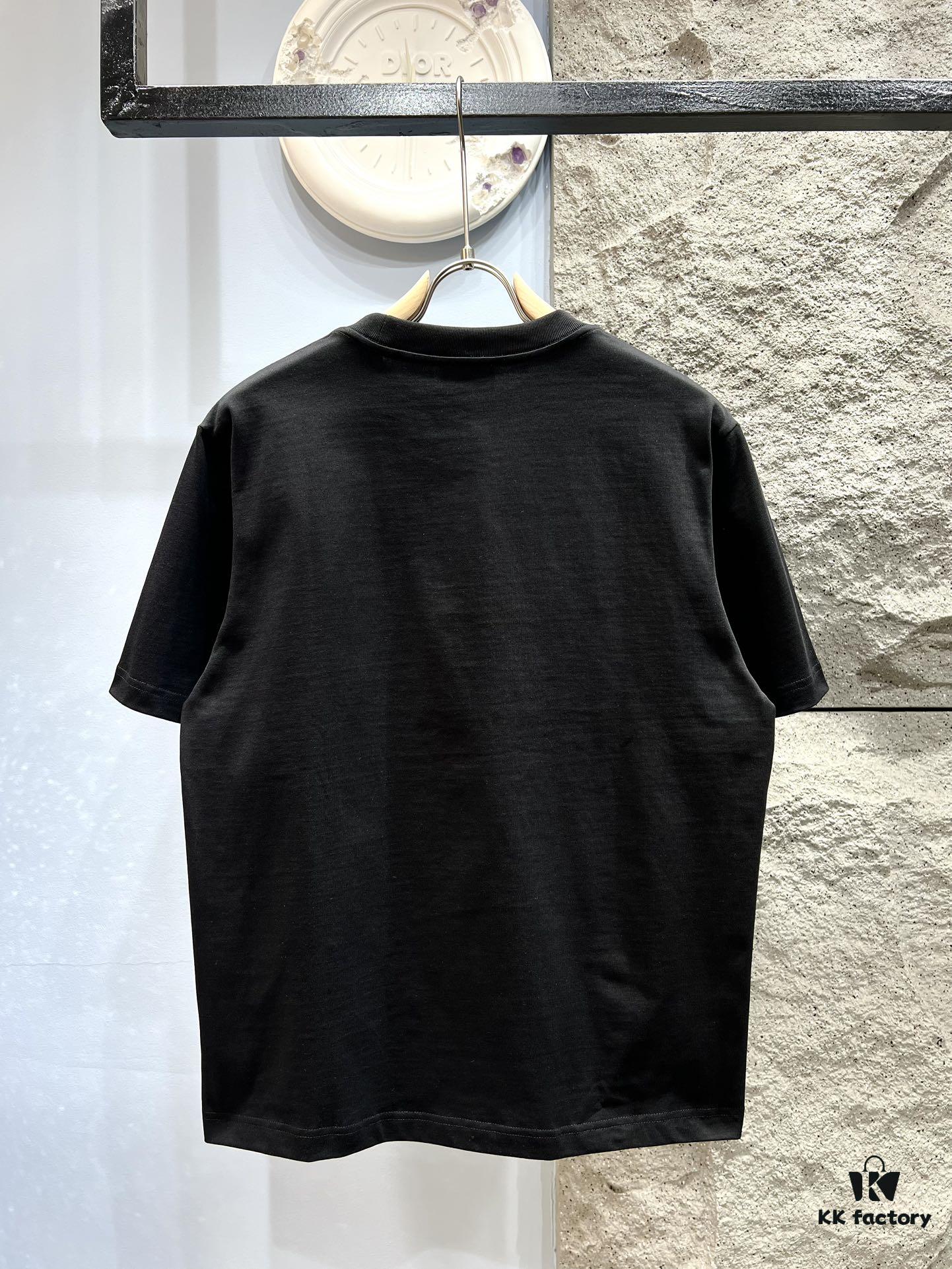 6931a135ccd8ab3d7af9524f FENDI Candy-colored Embroidered Short Sleeve T-Shirt
