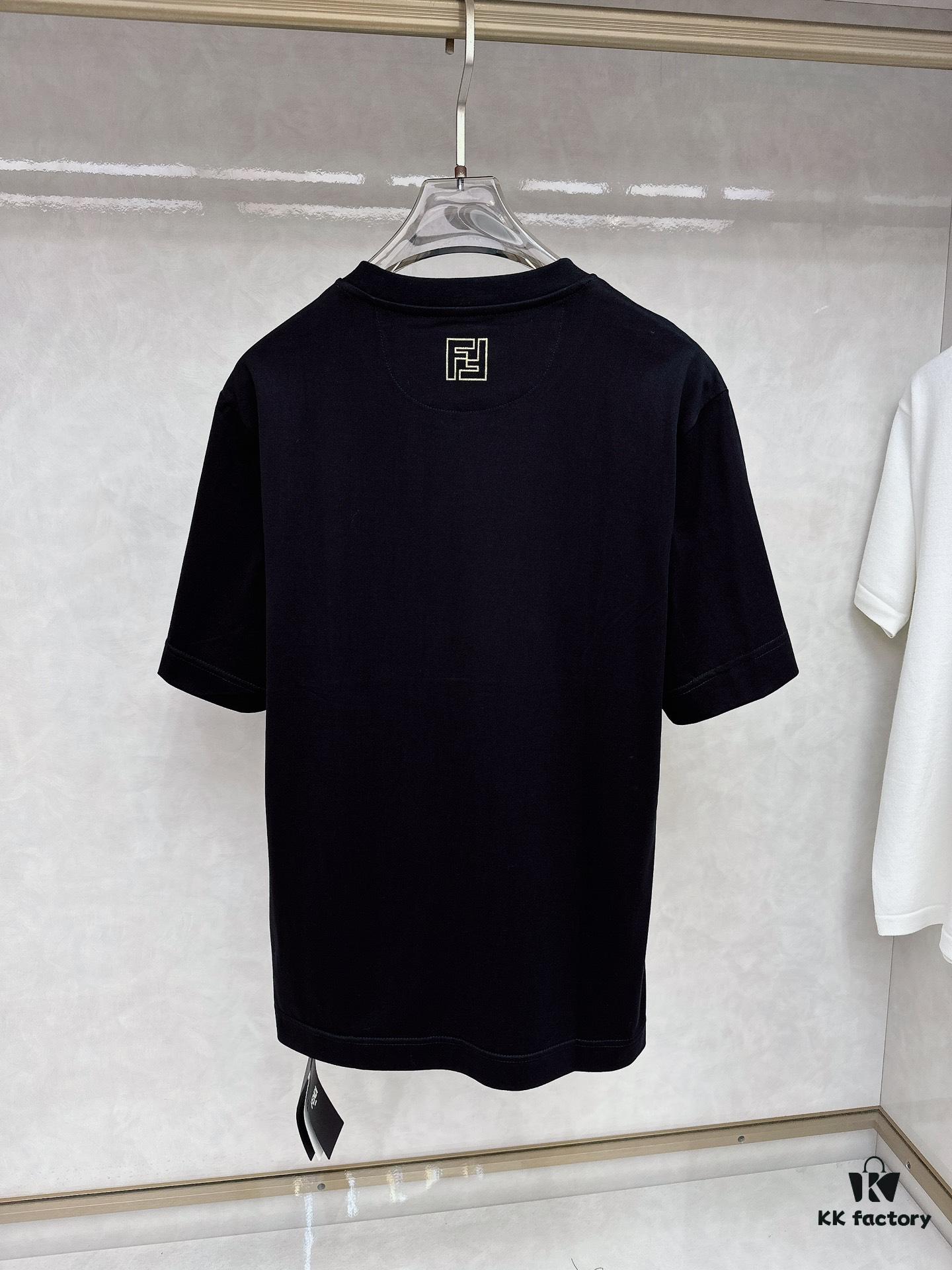 6931a137ccd8ab3d7af9526a Fendi 2025 SS New Arrival Short Sleeve T-Shirt, Stylish and Minimalist Design