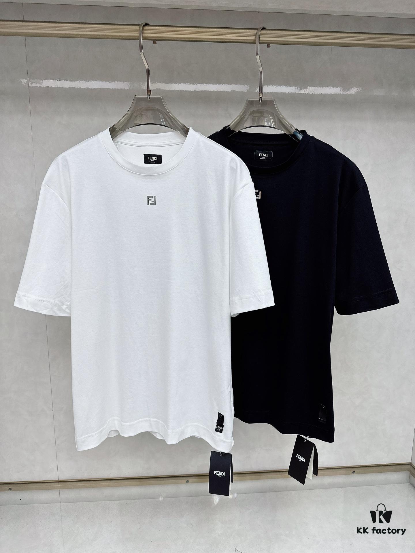 6931a137ccd8ab3d7af9526c FENDI FF Metal Short Sleeve T-Shirt