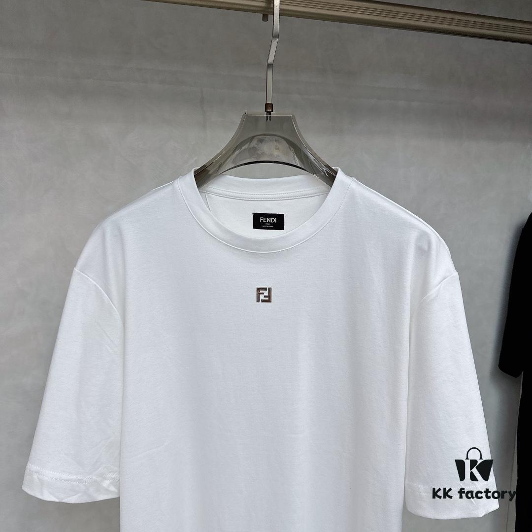 6931a137ccd8ab3d7af95277 FENDI FENDI Metal FF Short Sleeve T-Shirt
