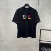 6931a13accd8ab3d7af952a4 FENDI 25SS New Arrival Round Neck T-Shirt! Must-Have for Trendsetters! Custom Colorful Embroidered Logo on Chest. Classic Colors, Stylish and Fashionable. Youthful and Energetic Overall Look! Made from 280g High-Quality Cotton, Exceptionally Comfortable to Wear and Touch, with Delicate and Premium Texture.