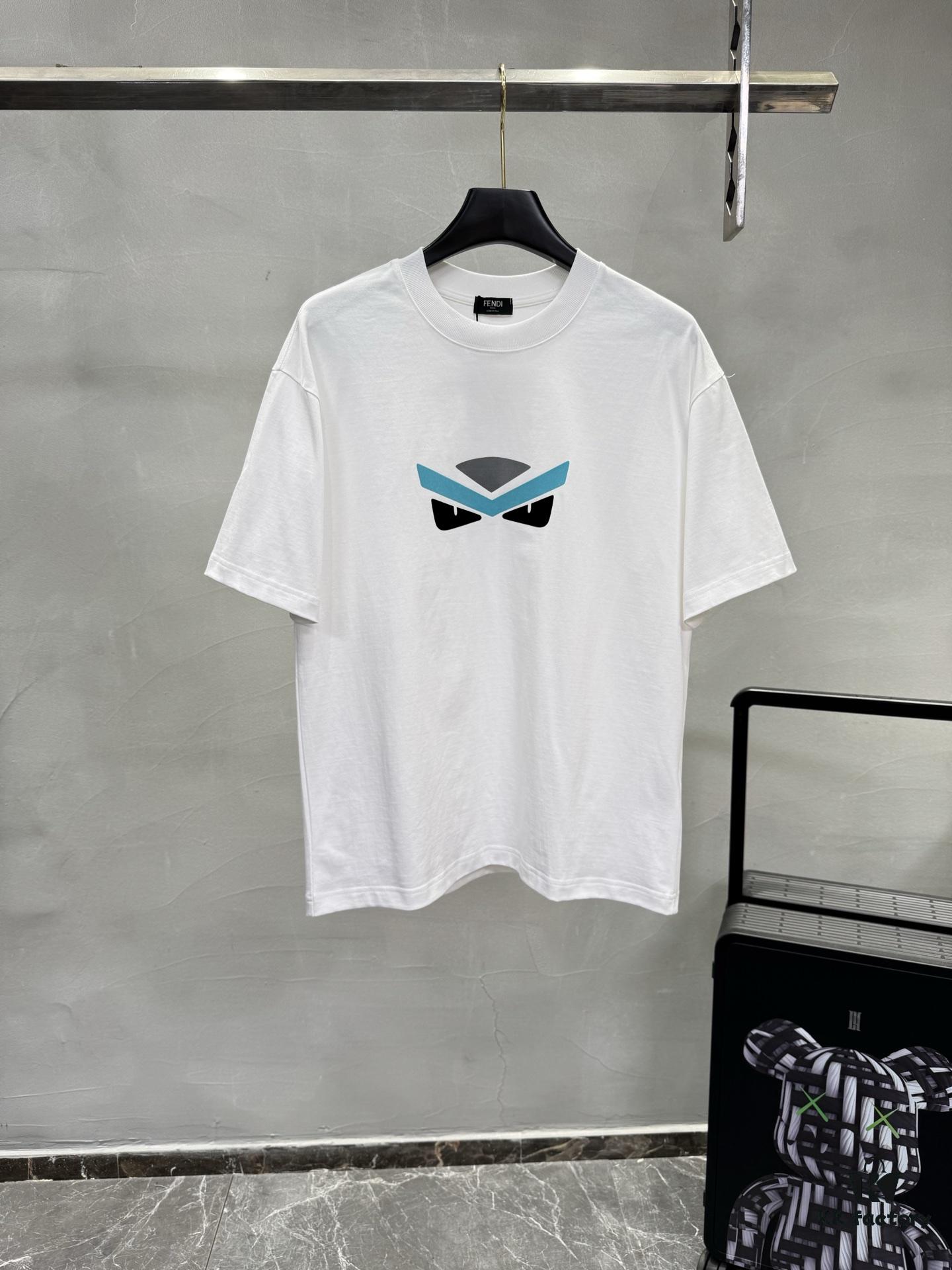 6931a13accd8ab3d7af952ae FENDI 25SS New Arrival Crew Neck T-Shirt! Must-Have for Fashion Enthusiasts! Custom 3D Rubber Brand Lettering on Chest, Classic Colorways with Stylish Appeal, Youthful and Energetic Design. Crafted from 280g High-Quality Cotton for Exceptional Comfort and Soft, Premium Touch.
