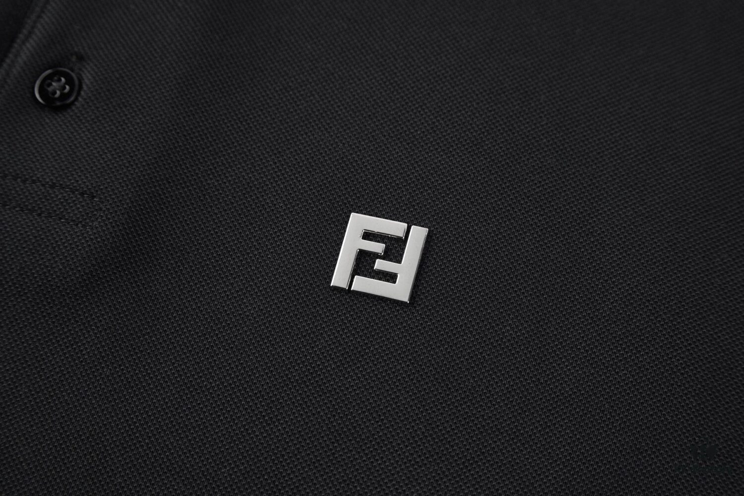 FENDI FF Logo Embossed Knit Polo Shirt