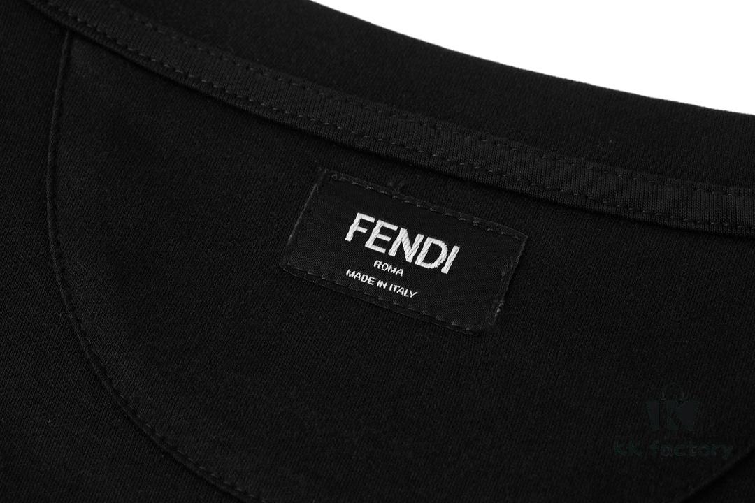 6931a13dccd8ab3d7af952e6 FENDI Hardware Embossed Short Sleeve T-Shirt