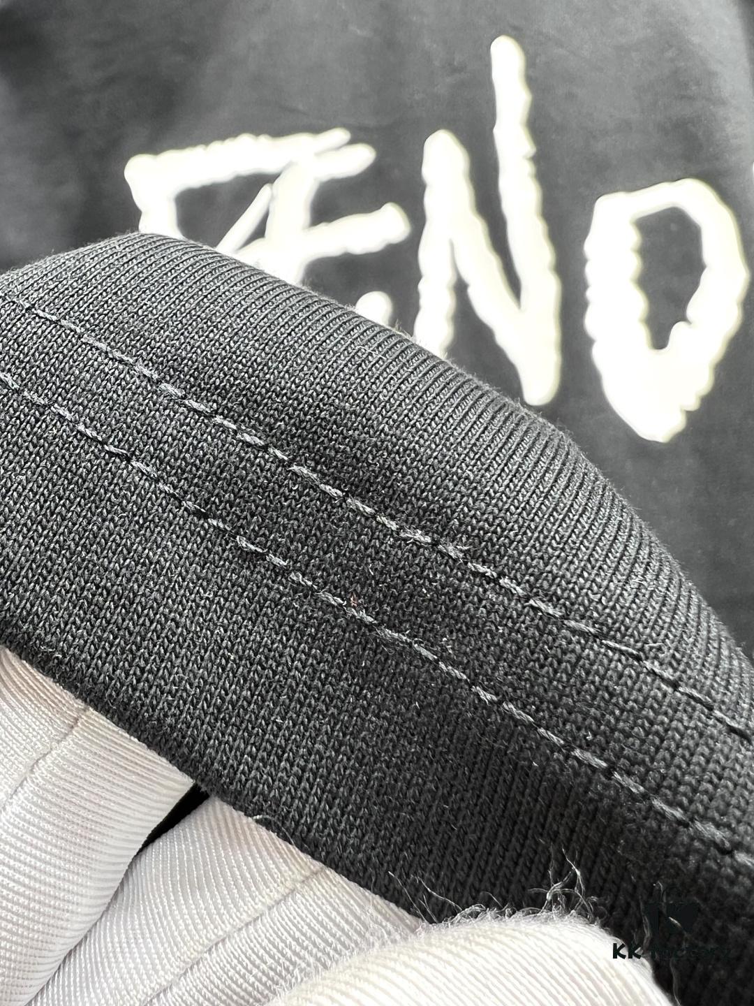 6931a140ccd8ab3d7af9530c FENDI Logo-Embroidered Webbing Flag Short Sleeve T-Shirt