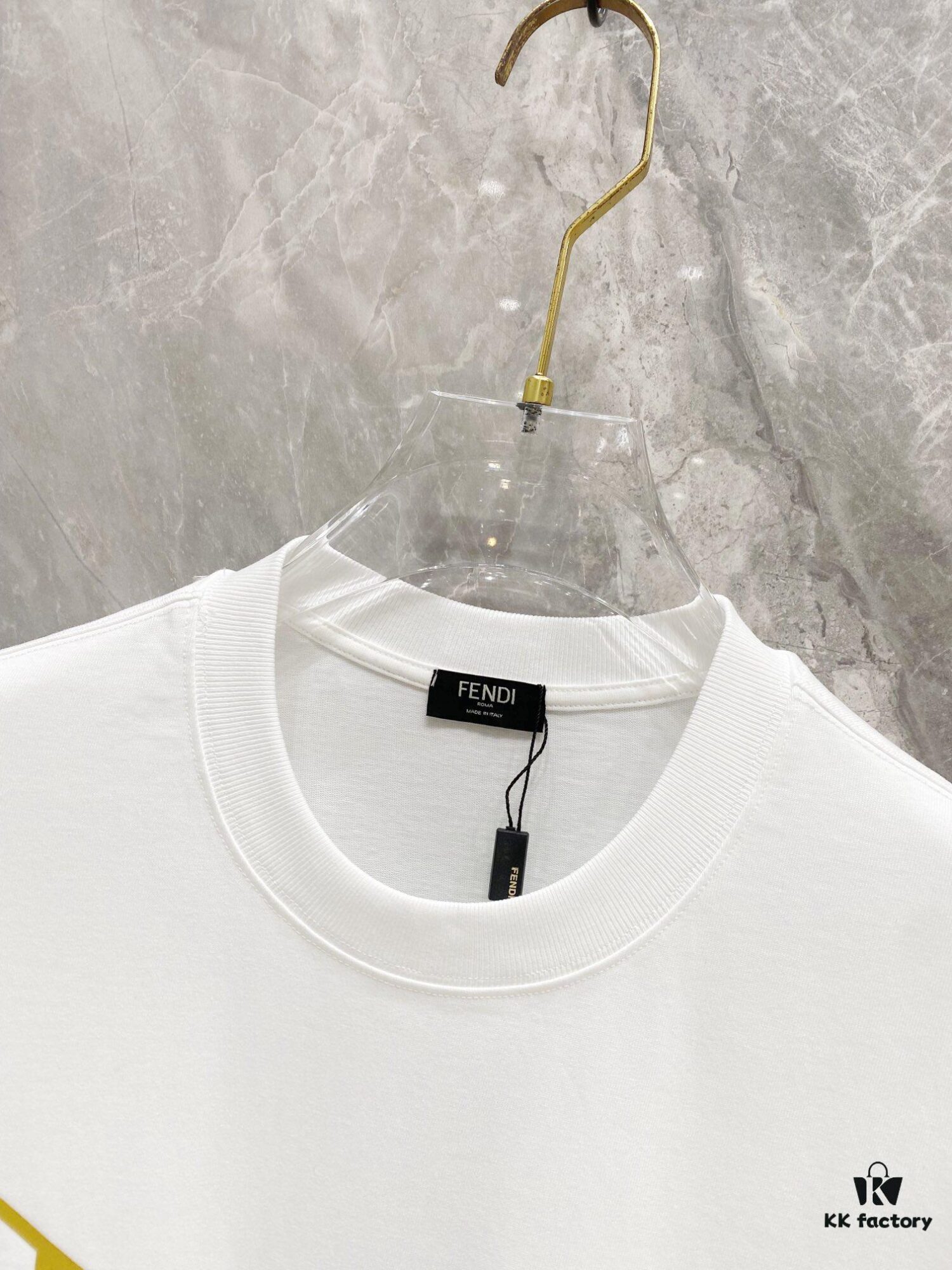 6931a141ccd8ab3d7af95325 FENDI 25SS Spring Collection Classic New T-Shirt! 260g High-GSM Pure Cotton Fabric, Comfortable Wear. Minimalist Design, Stylish and Trendy. Slightly Loose Fit for a Relaxed, Casual Look, Suitable for Various Occasions. Perfect for Shopping, Gatherings, or Leisure Time, Adding a Touch of Fashion and Individuality to Your Style.