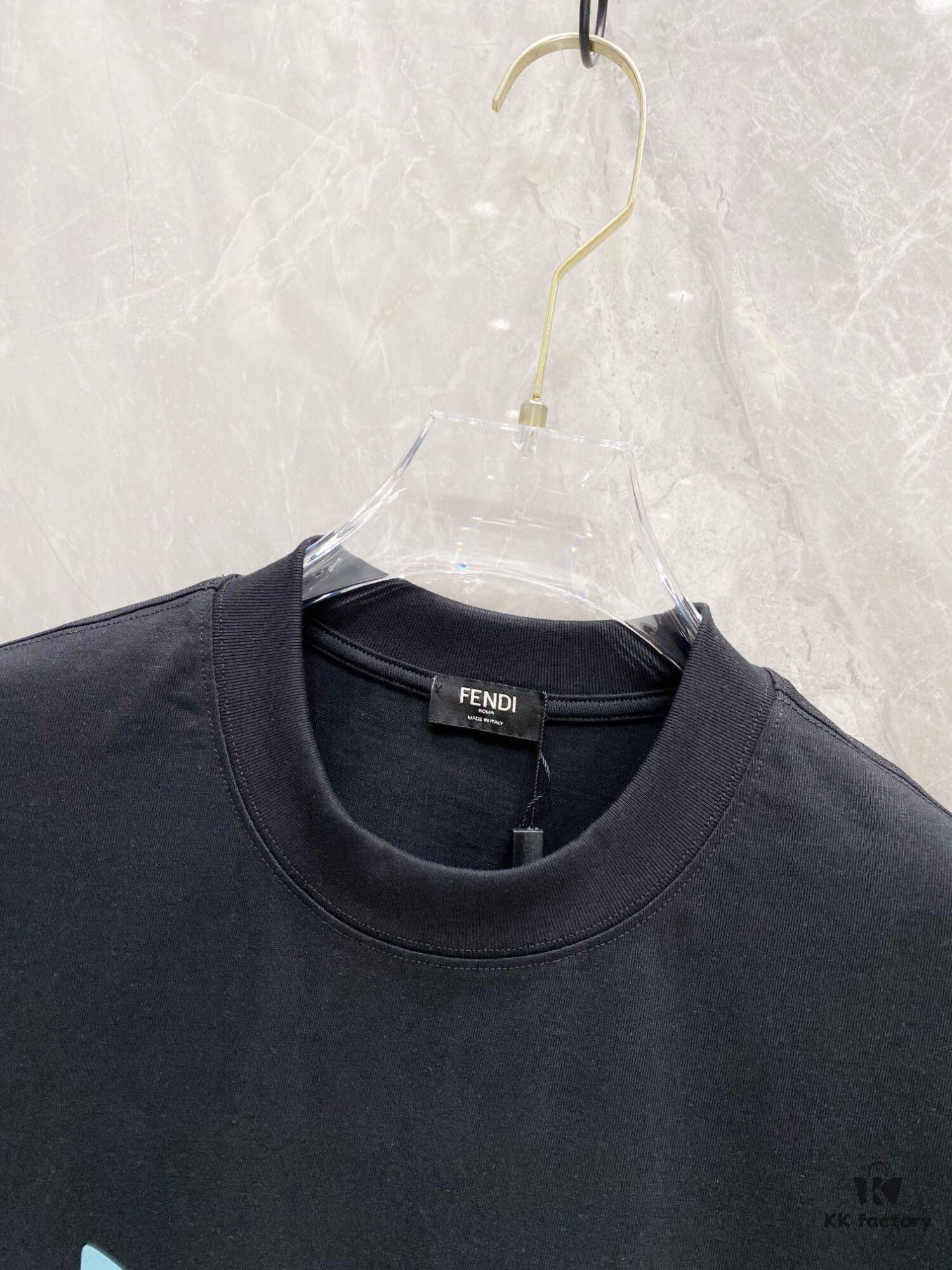 6931a143ccd8ab3d7af95344 FENDI 25SS New Arrival Round Neck T-Shirt! A Must-Have for Fashion Enthusiasts! Custom 3D Rubber Logo on Chest, Classic Colorways with Stylish Appeal, Youthful and Energetic Design. Crafted from 280g High-Quality Cotton for Exceptional Comfort and Soft, Textured Handfeel.
