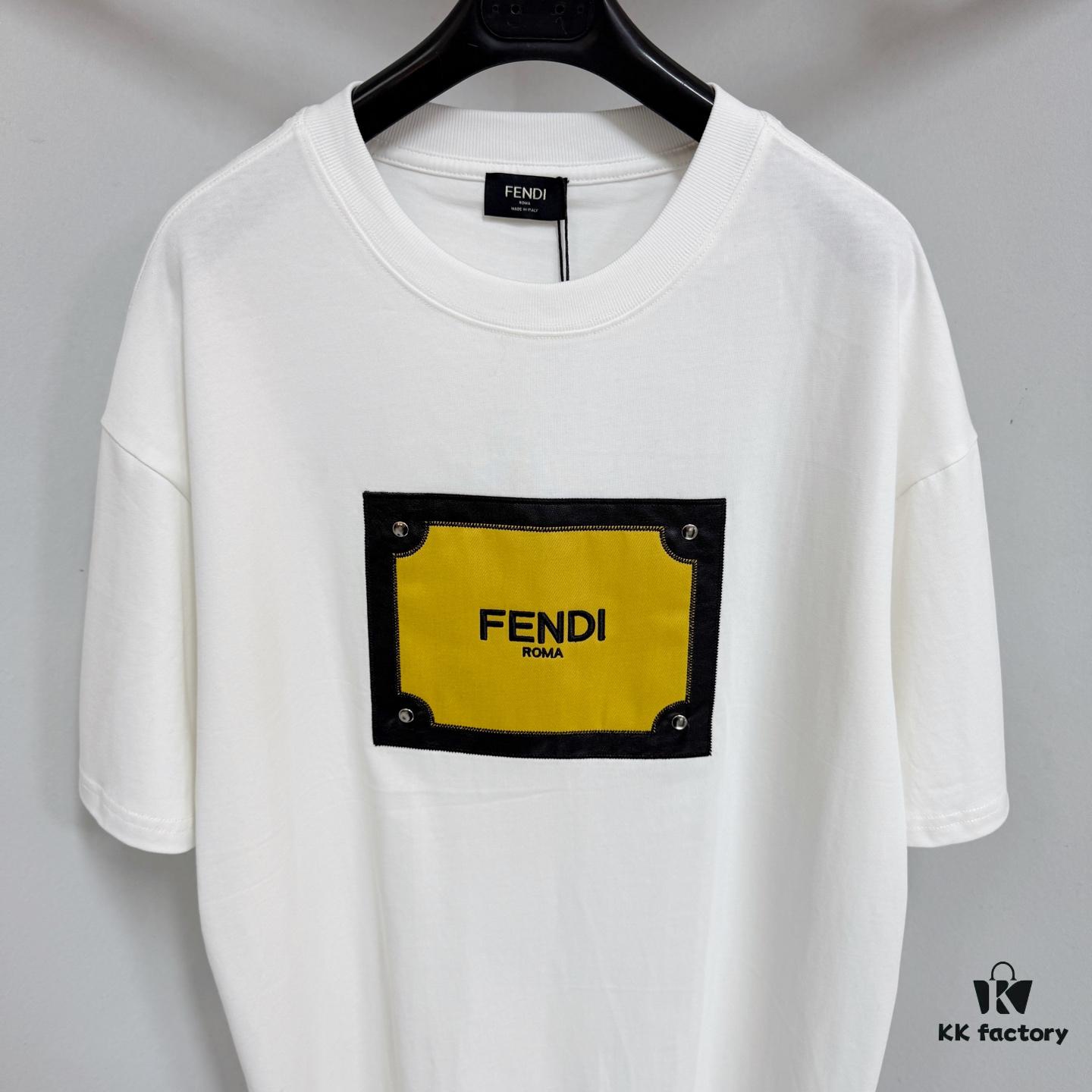 6931a146ccd8ab3d7af9536b FENDI Panelled Leather Letter Appliqué Round-Neck Short-Sleeve T-Shirt