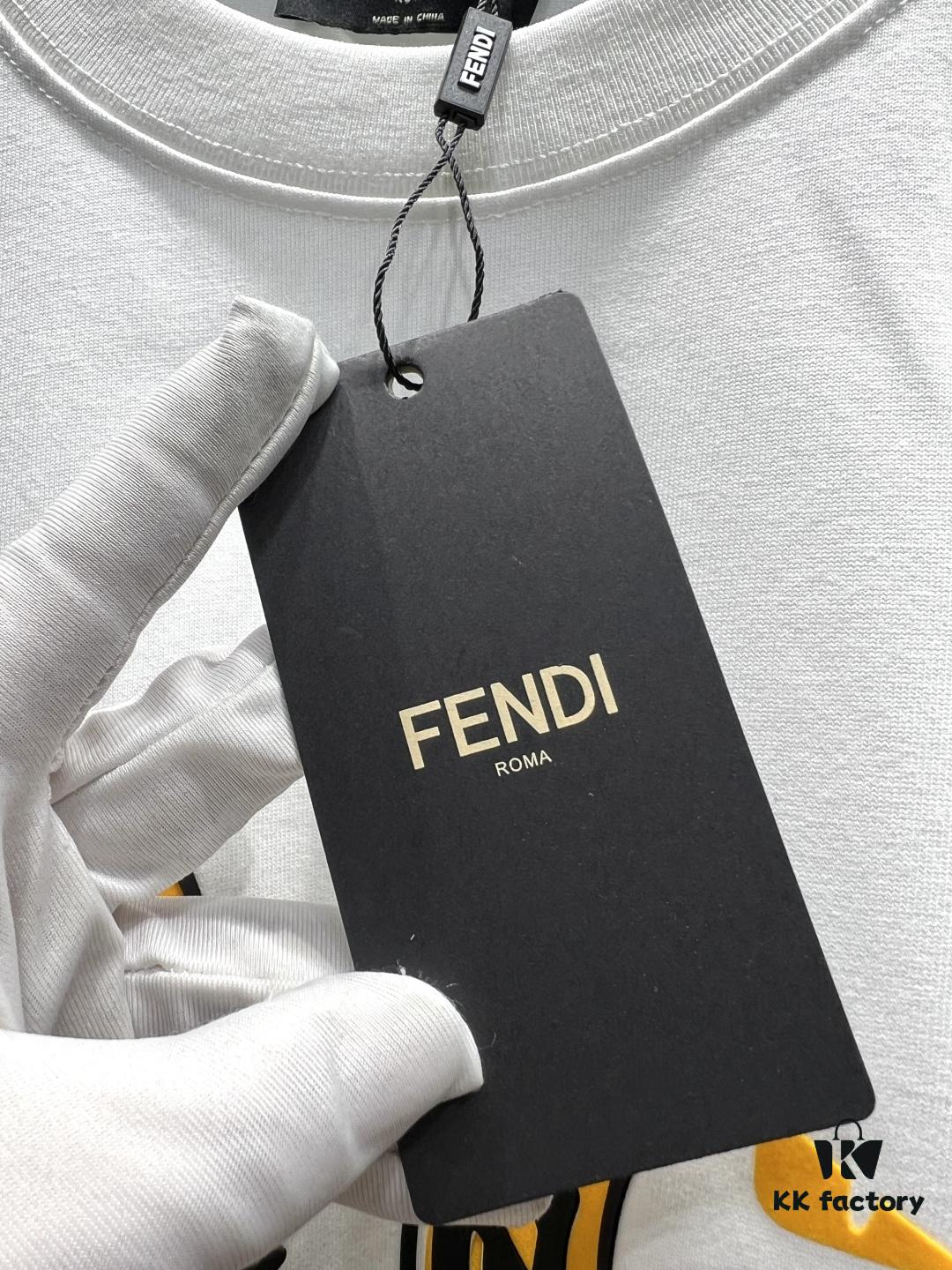 6931a14dccd8ab3d7af953f7 FENDI Rainbow Print Logo Short Sleeve T-Shirt